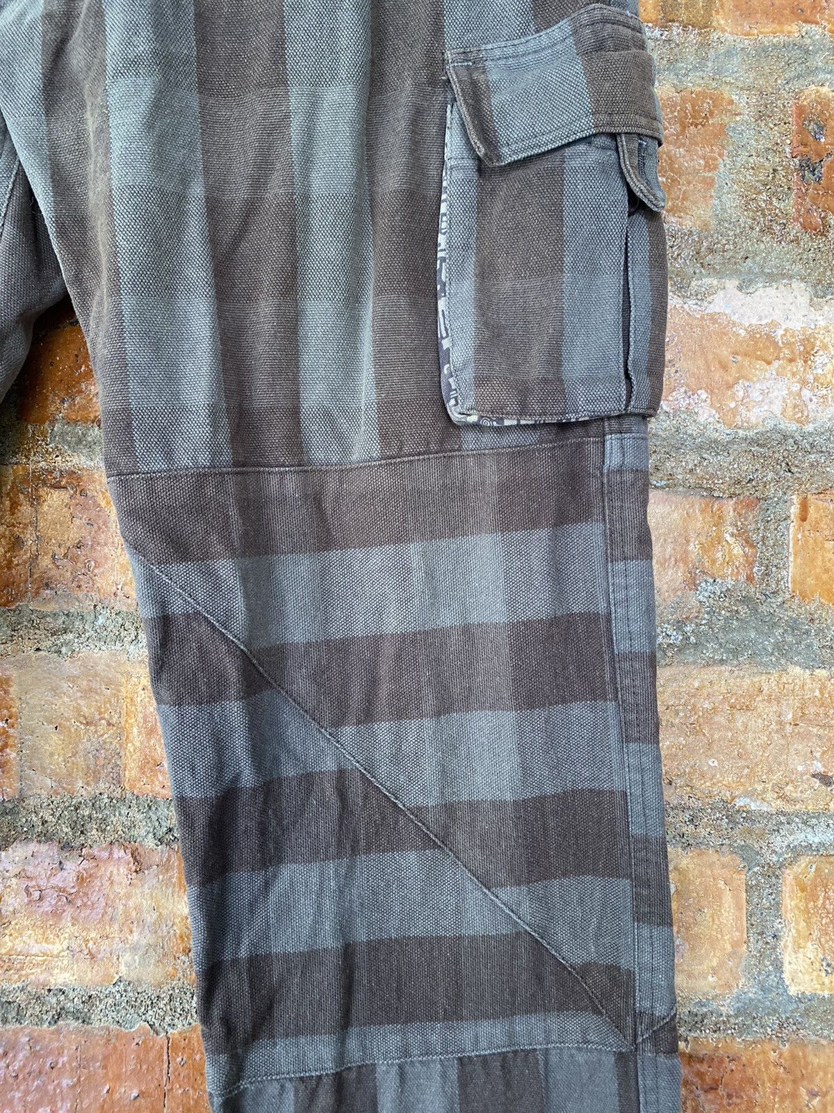 20471120 × Japanese Brand × PHENOMENON 90s Japanese Brand Prisoner border 3D cargos pocket pants Size US 30 / EU 46 - 6 Thumbnail