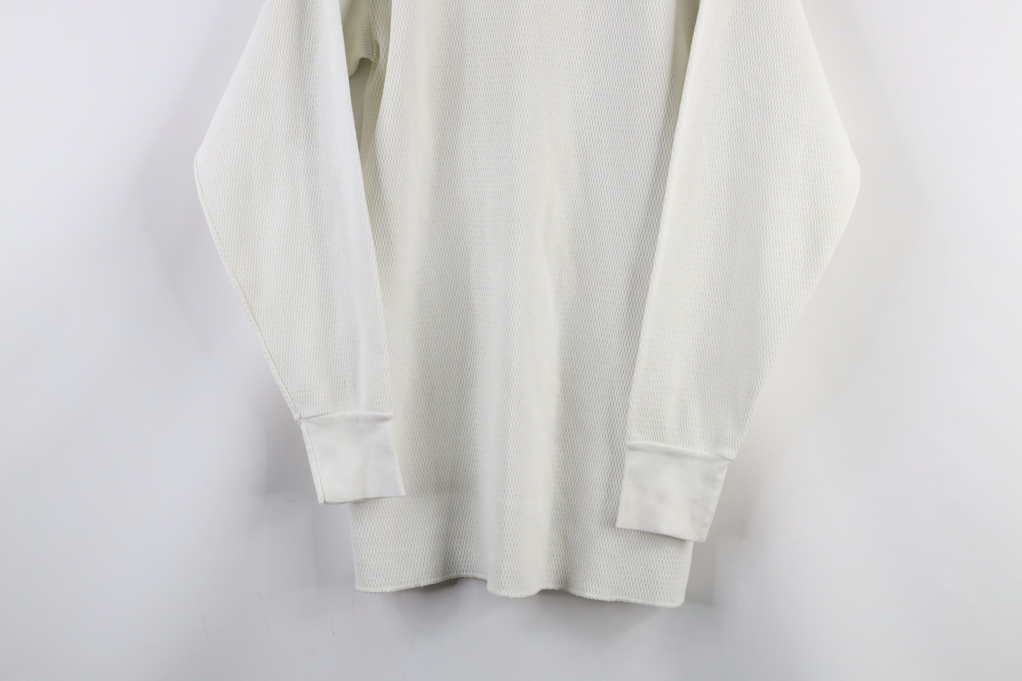 Vintage Vintage 70s Streetwear Waffle Knit Long Sleeve T-Shirt White Size US L / EU 52-54 / 3 - 3 Thumbnail