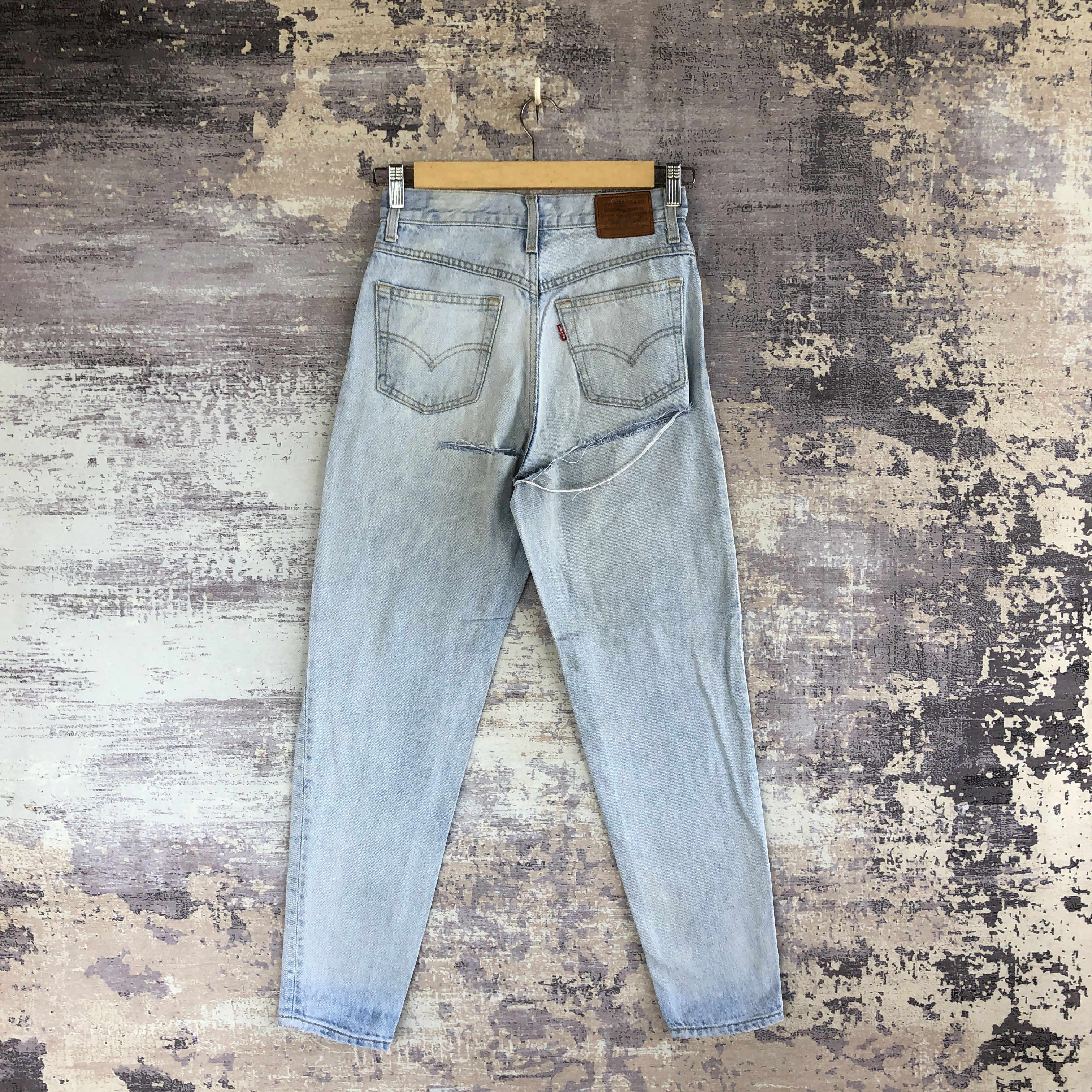 Levi's × Vintage Vintage Levis 567 Faded Jeans Distressed Levis Premium Denim Size 26" / US 2 / IT 38 - 2 Thumbnail