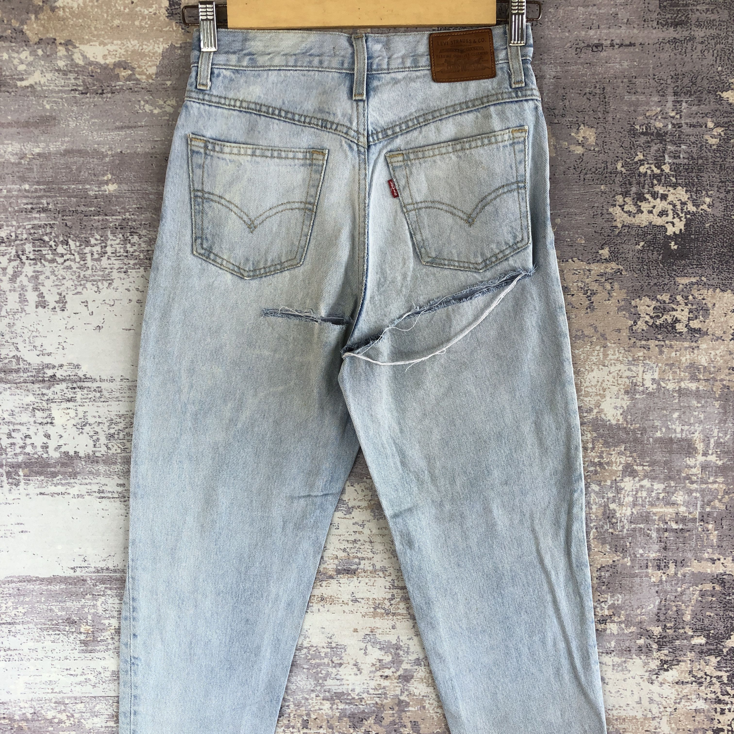 Levi's × Vintage Vintage Levis 567 Faded Jeans Distressed Levis Premium Denim Size 26" / US 2 / IT 38 - 4 Thumbnail