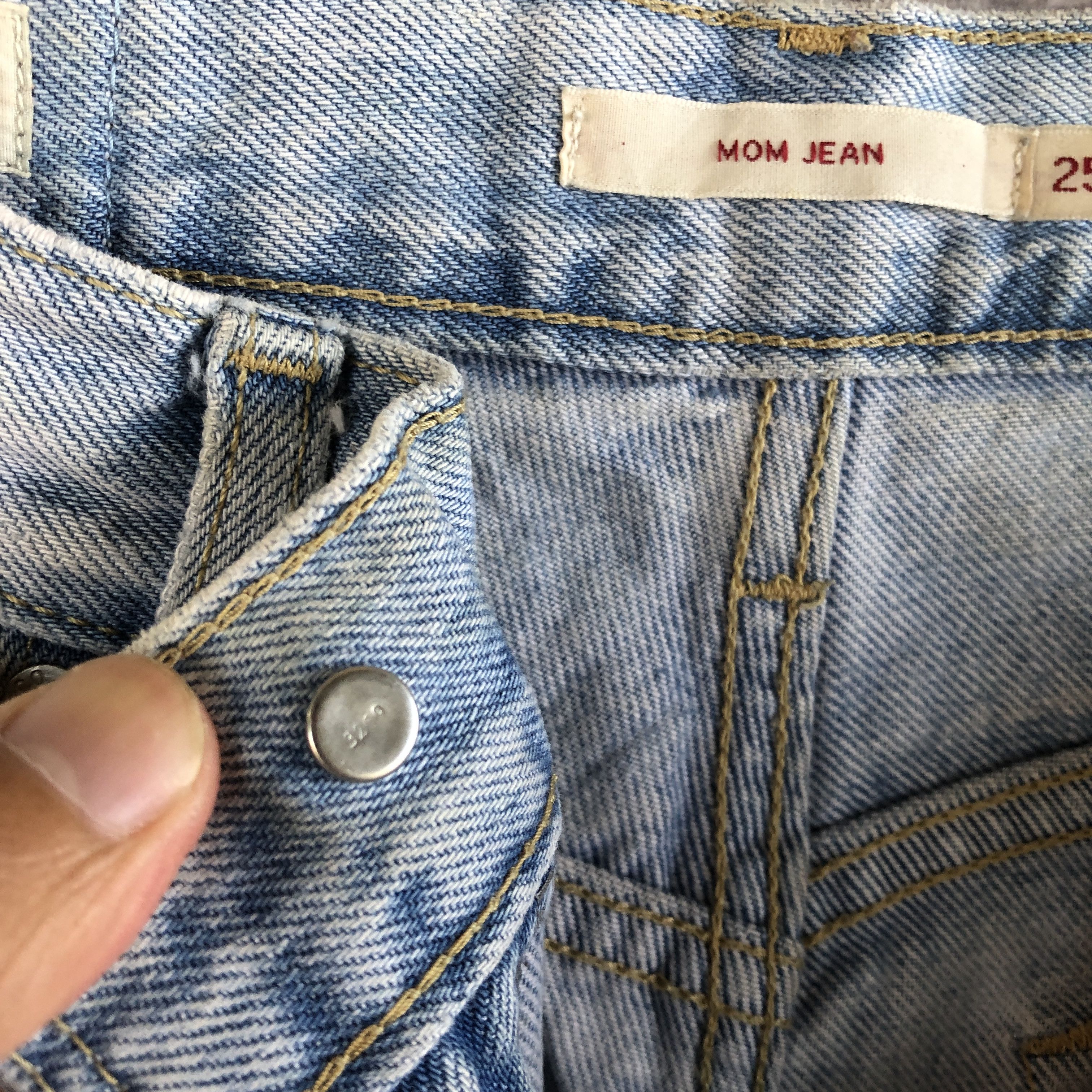 Levi's × Vintage Vintage Levis 567 Faded Jeans Distressed Levis Premium Denim Size 26" / US 2 / IT 38 - 7 Thumbnail
