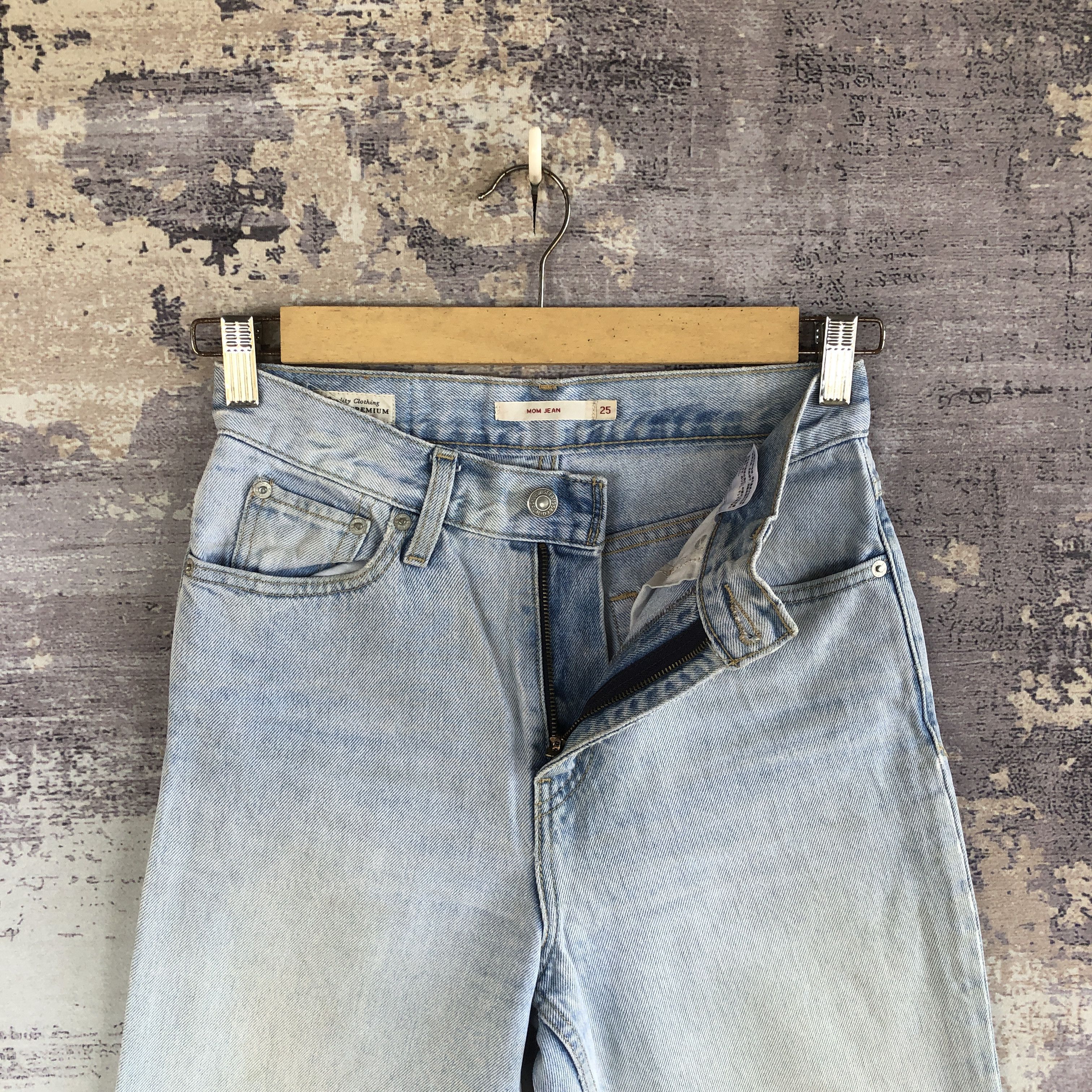 Levi's × Vintage Vintage Levis 567 Faded Jeans Distressed Levis Premium Denim Size 26" / US 2 / IT 38 - 6 Thumbnail