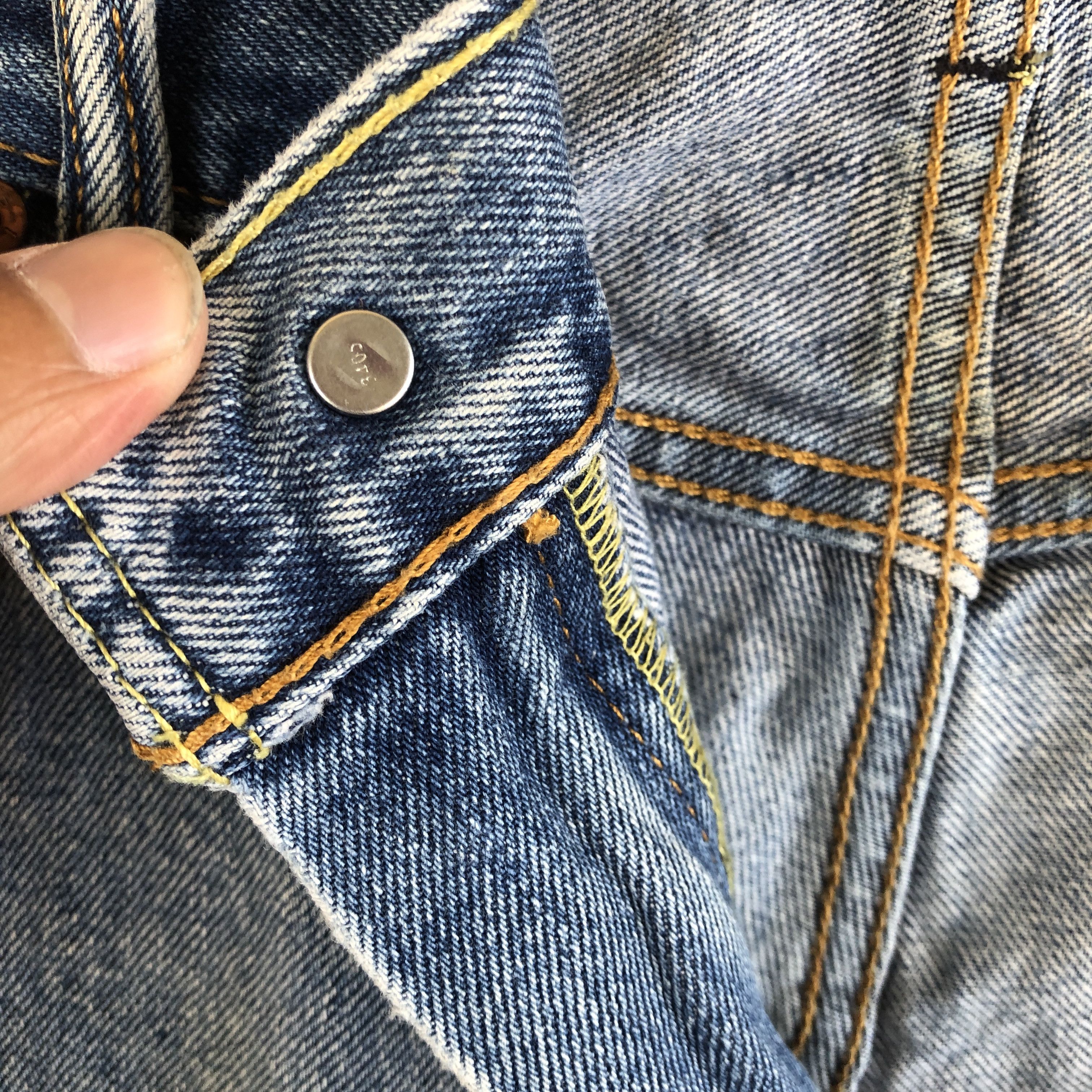 Levi's × Vintage Vintage Y2K Dirty Levis Jeans Levi's 550 Sun Faded Denim Size US 34 / EU 50 - 8 Thumbnail