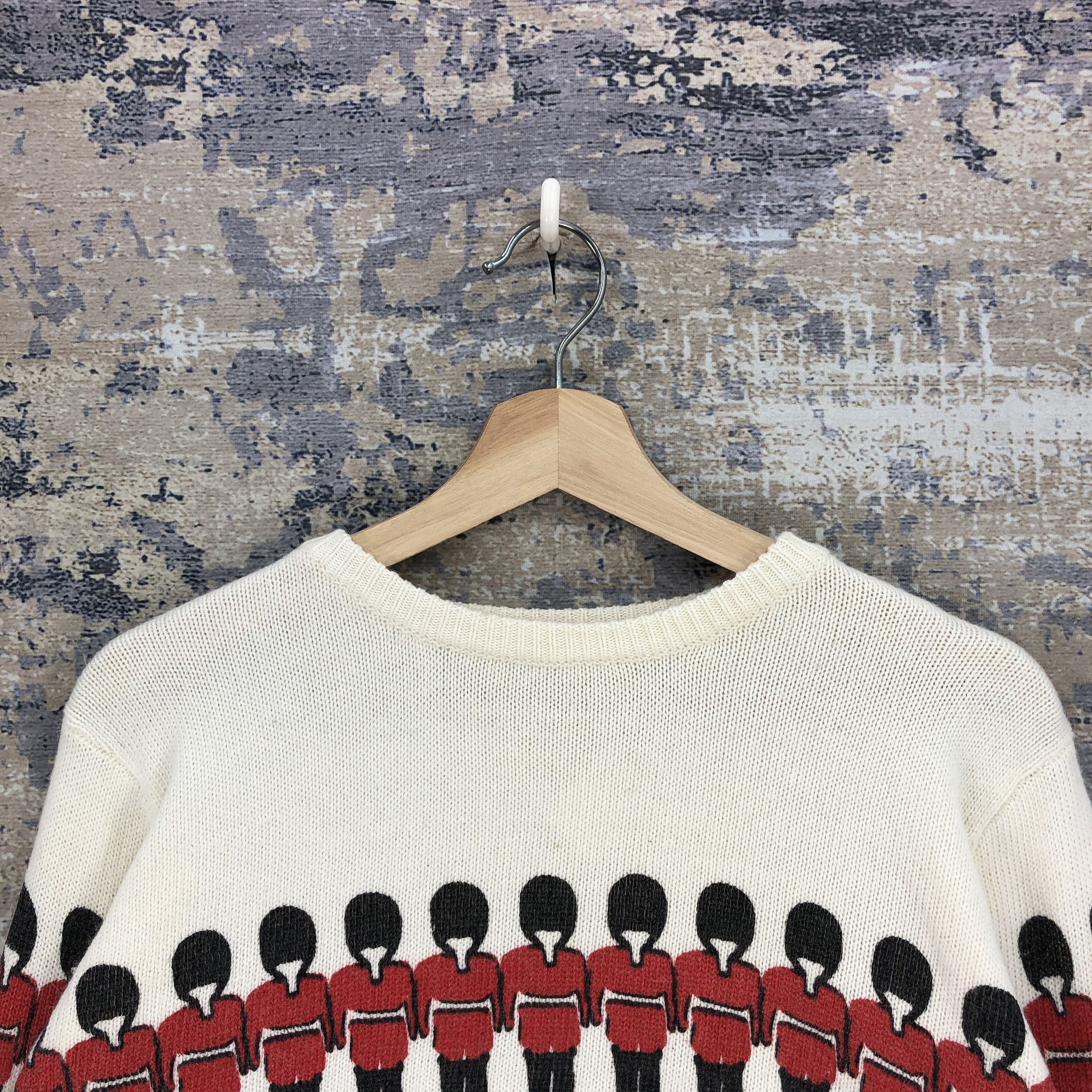 King's Guard Knitwear Sweatshirt Buckingham Palace Sweater