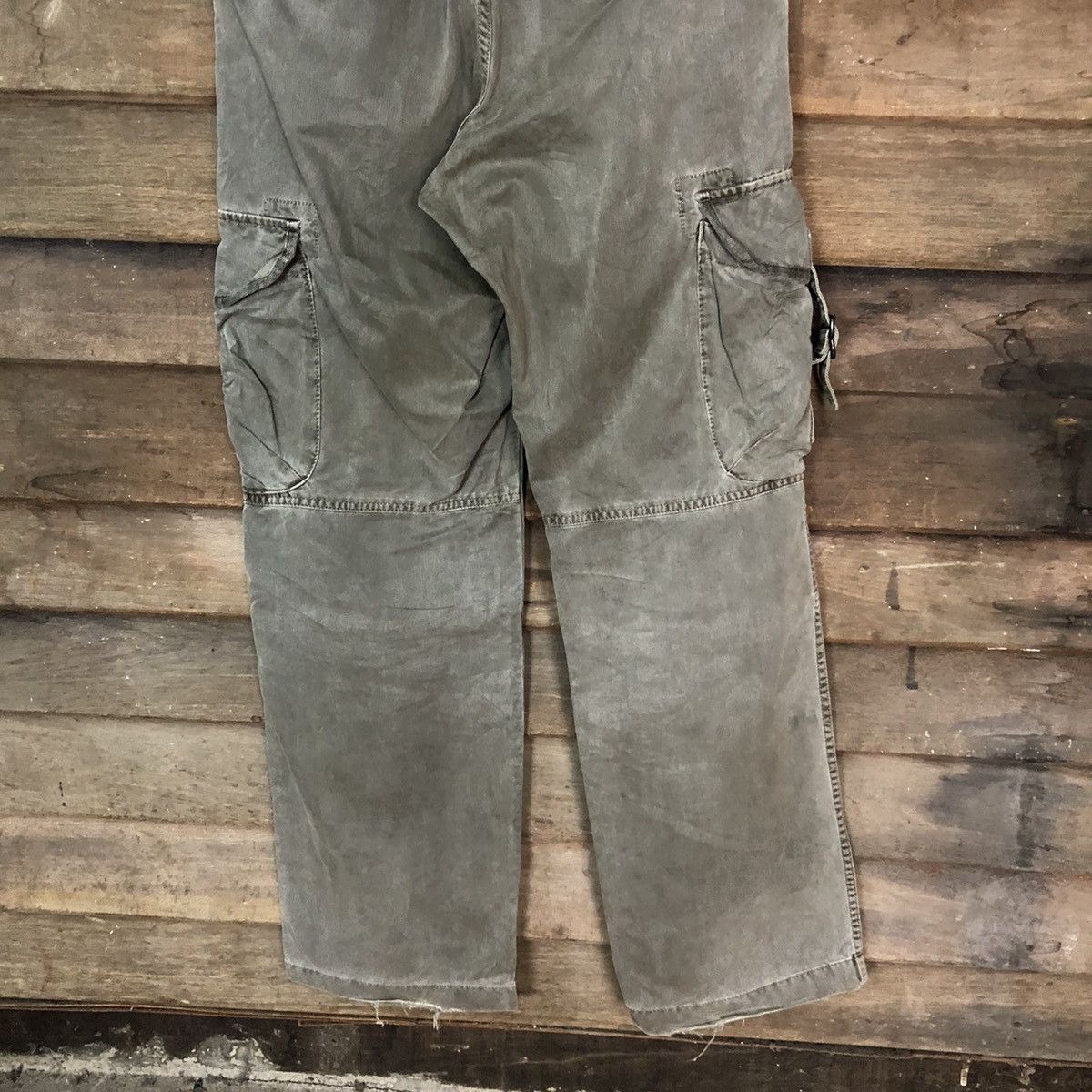 Japanese Brand Uniqlo vintage faded utility tactical Cargo Pants #7107 Size US 32 / EU 48 - 12 Thumbnail
