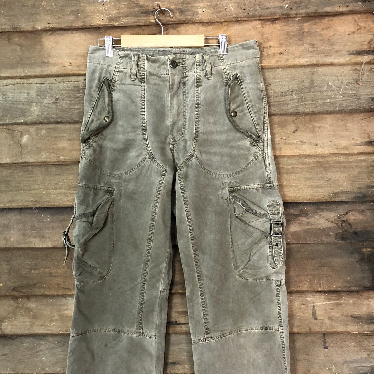 Japanese Brand Uniqlo vintage faded utility tactical Cargo Pants #7107 Size US 32 / EU 48 - 2 Thumbnail