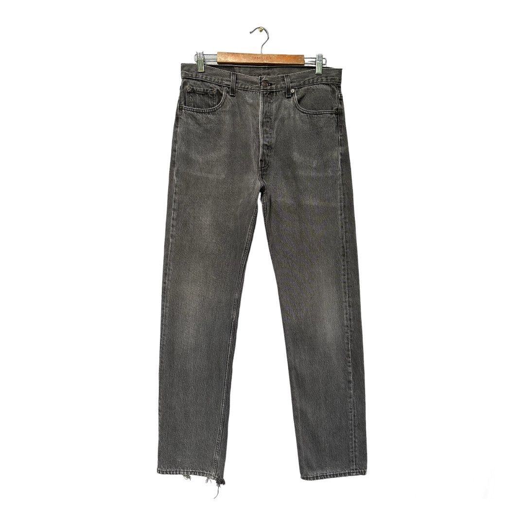 Levi's Vintage 1995 Levi’s USA Black Faded Distressed Jeans Size US 33 - 1 Thumbnail