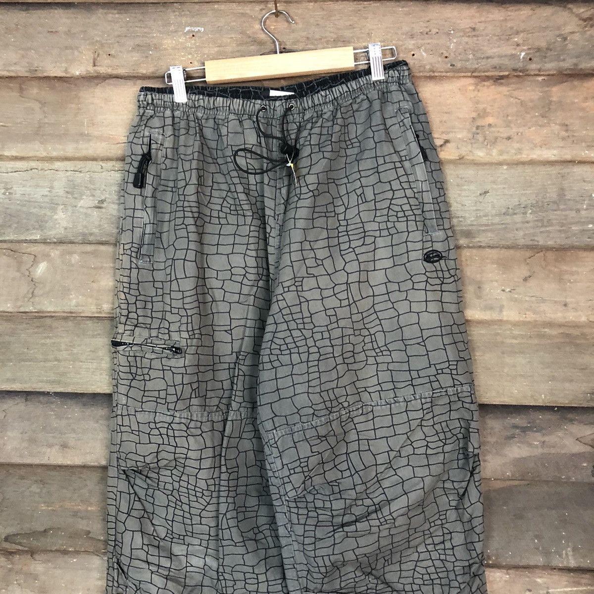 Japanese Brand DL Cherolet hunting camo track Cargo Multipocket Pants #1882 Size US 33 - 2 Thumbnail