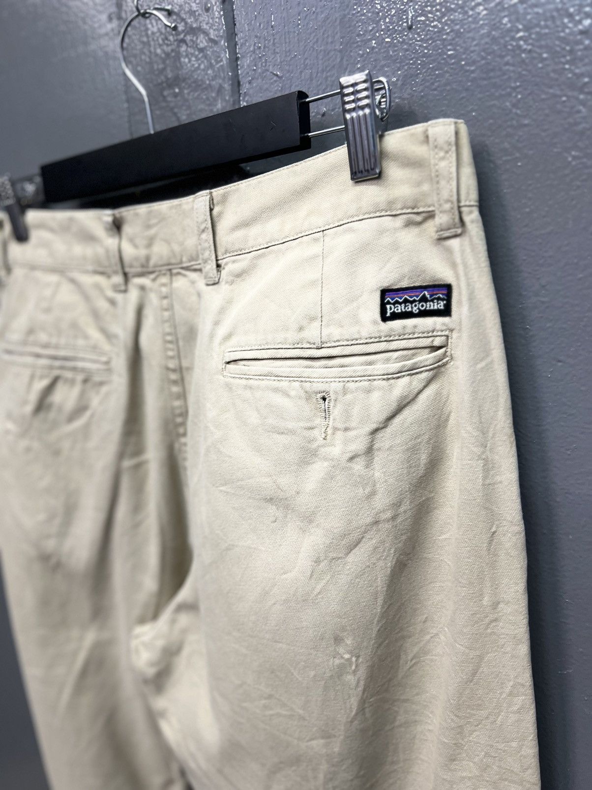Patagonia THRASH🔥PATAGONIA KHAKIS PANTS SIZE 32 Size US 32 / EU 48 - 7 Thumbnail