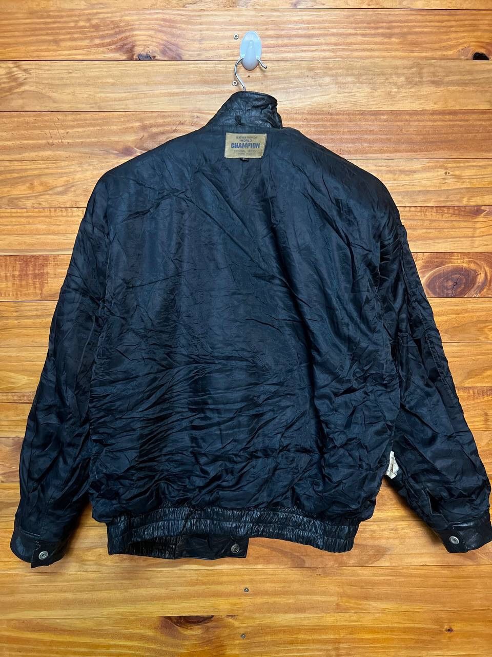 Champion 🔥BEST OFFER🔥VINTAGE CHAMPION LEATHER JACKET Size US L / EU 52-54 / 3 - 15 Thumbnail