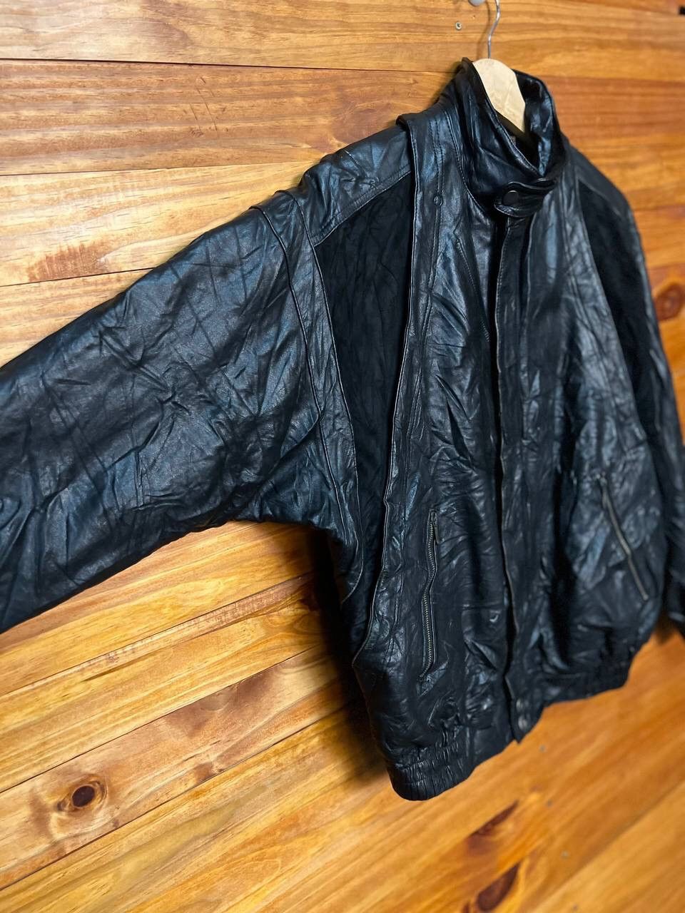 Champion 🔥BEST OFFER🔥VINTAGE CHAMPION LEATHER JACKET Size US L / EU 52-54 / 3 - 5 Thumbnail