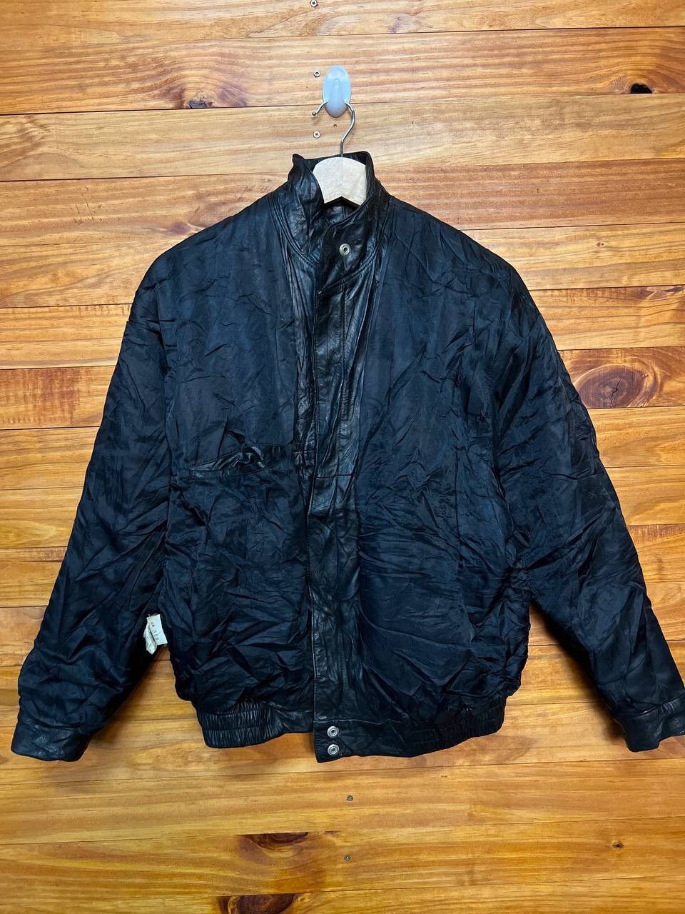 Champion 🔥BEST OFFER🔥VINTAGE CHAMPION LEATHER JACKET Size US L / EU 52-54 / 3 - 13 Thumbnail