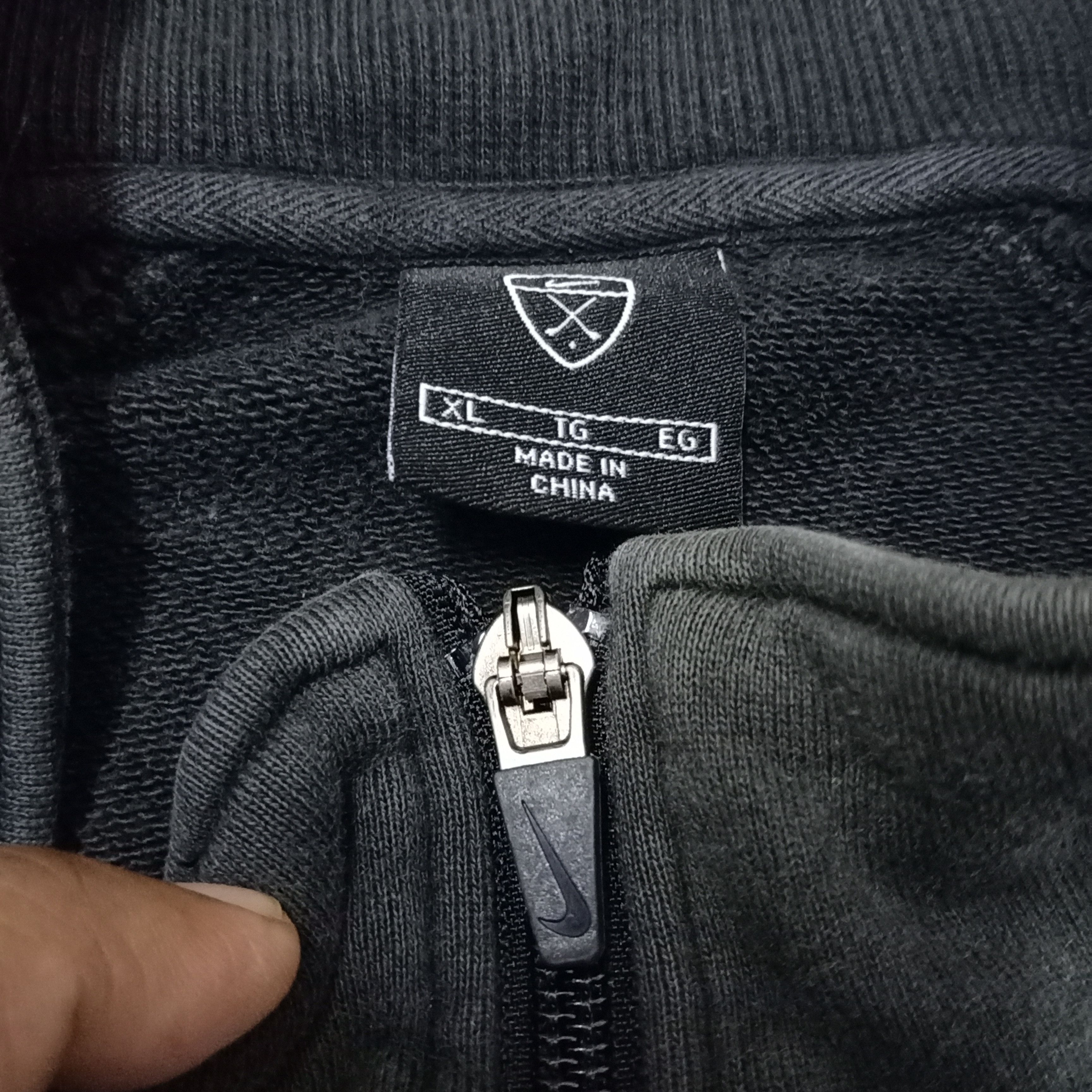 Nike Nike Sweatshirt Size US XL / EU 56 / 4 - 3 Thumbnail
