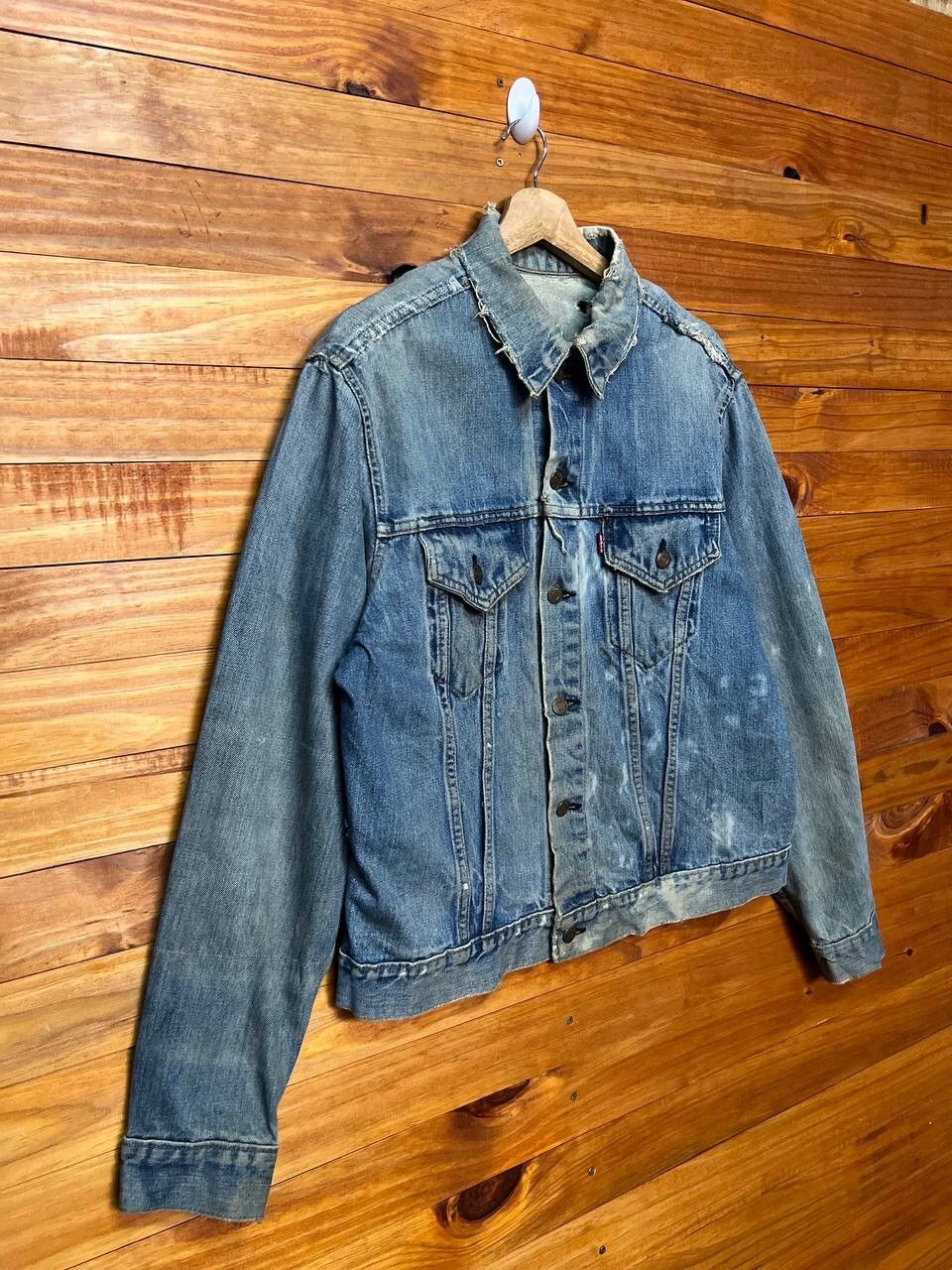 Levi's VINTAGE LEVI’S DISTRESS DENIM TRUCKER JACKET Size US M / EU 48-50 / 2 - 2 Thumbnail