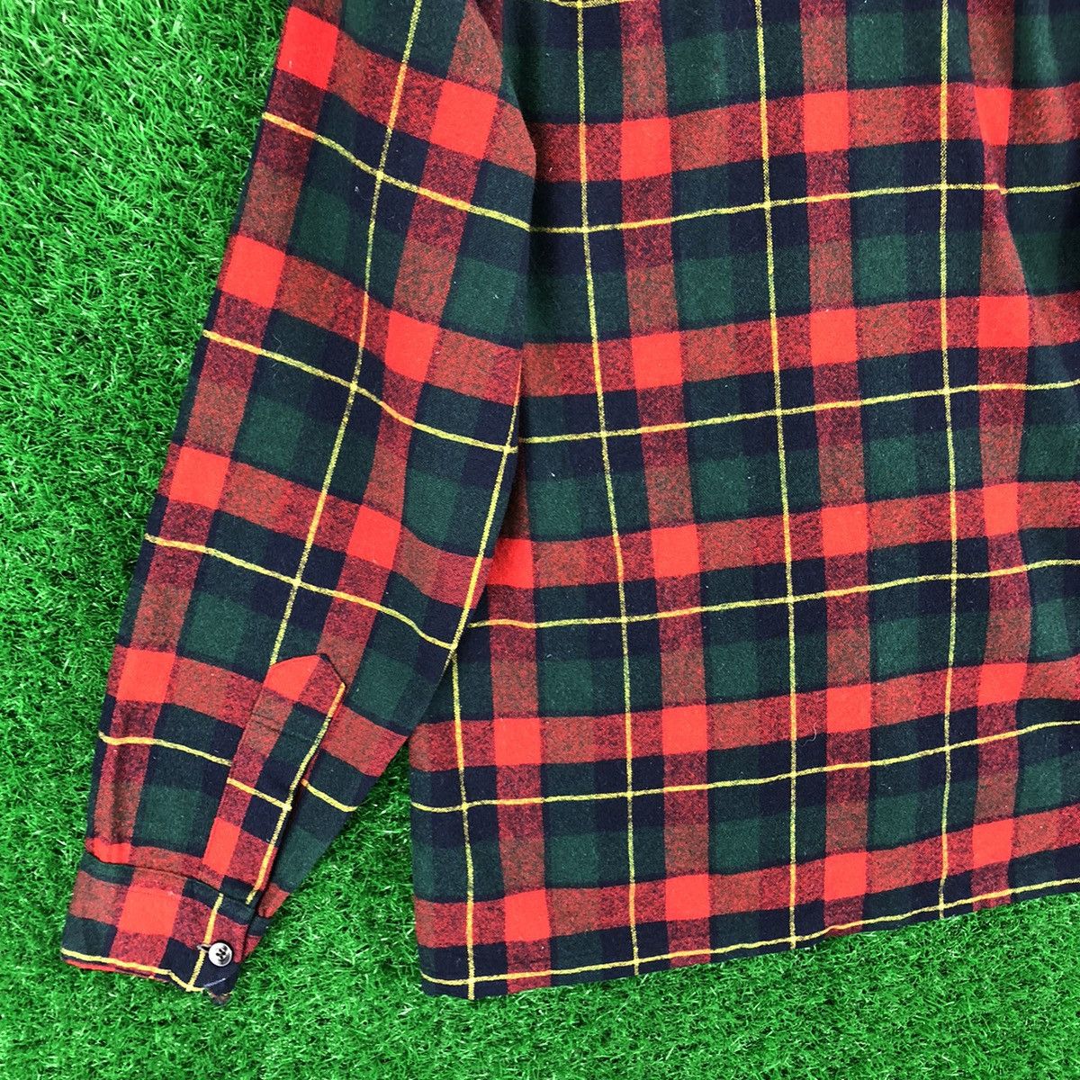 Vintage 50s Pendleton Wool Flannel Flap Pocket Loop Collar