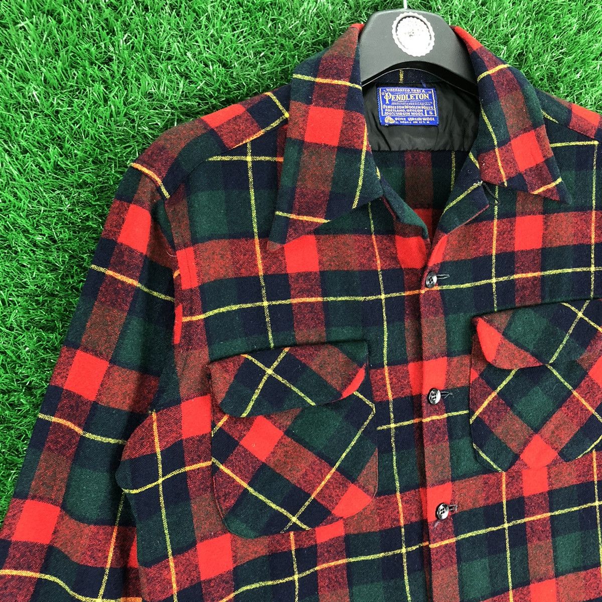 Vintage 50s Pendleton Wool Flannel Flap Pocket Loop Collar