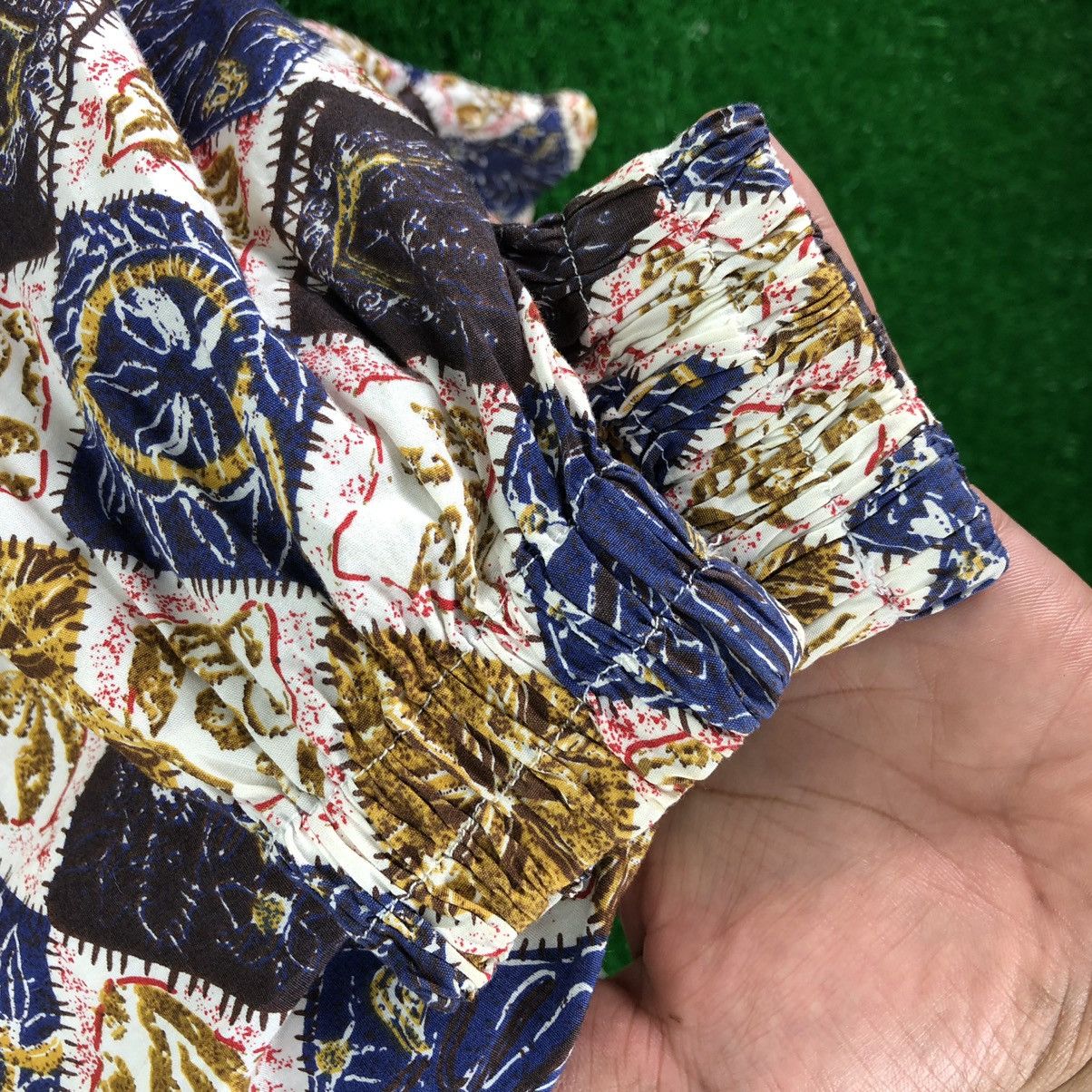 Japanese Brand Vintage Fullprint Sweater Zipper Hoodie by G/G Club Size US S / EU 44-46 / 1 - 8 Thumbnail