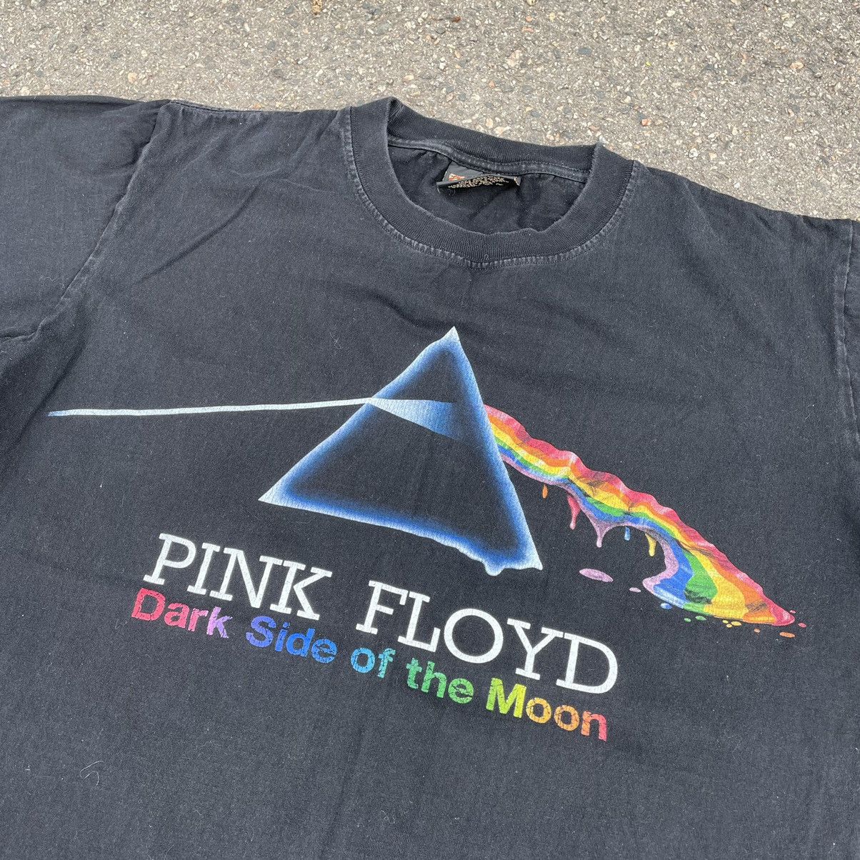 Vintage Vintage 90s Pink Floyd Band Tee Sun Faded Graphic Grunge L Size US L / EU 52-54 / 3 - 4 Thumbnail