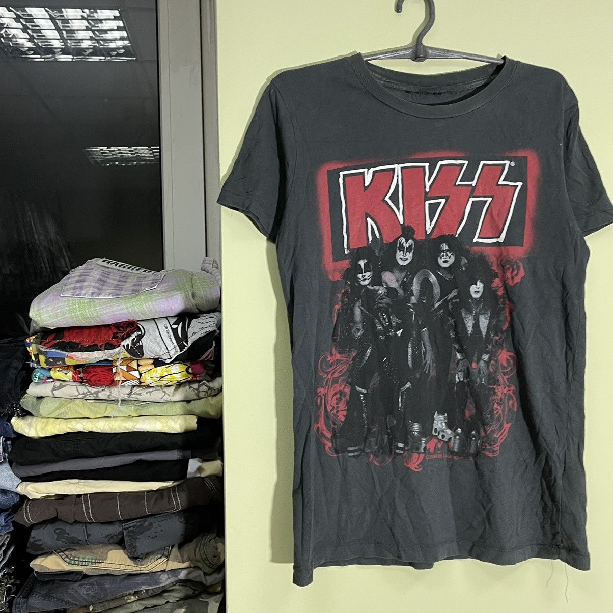 Vintage Vintage Y2K Kiss Band Graphic Tee Faded Black Grunge Opium M Size US M / EU 48-50 / 2 - 2 Thumbnail