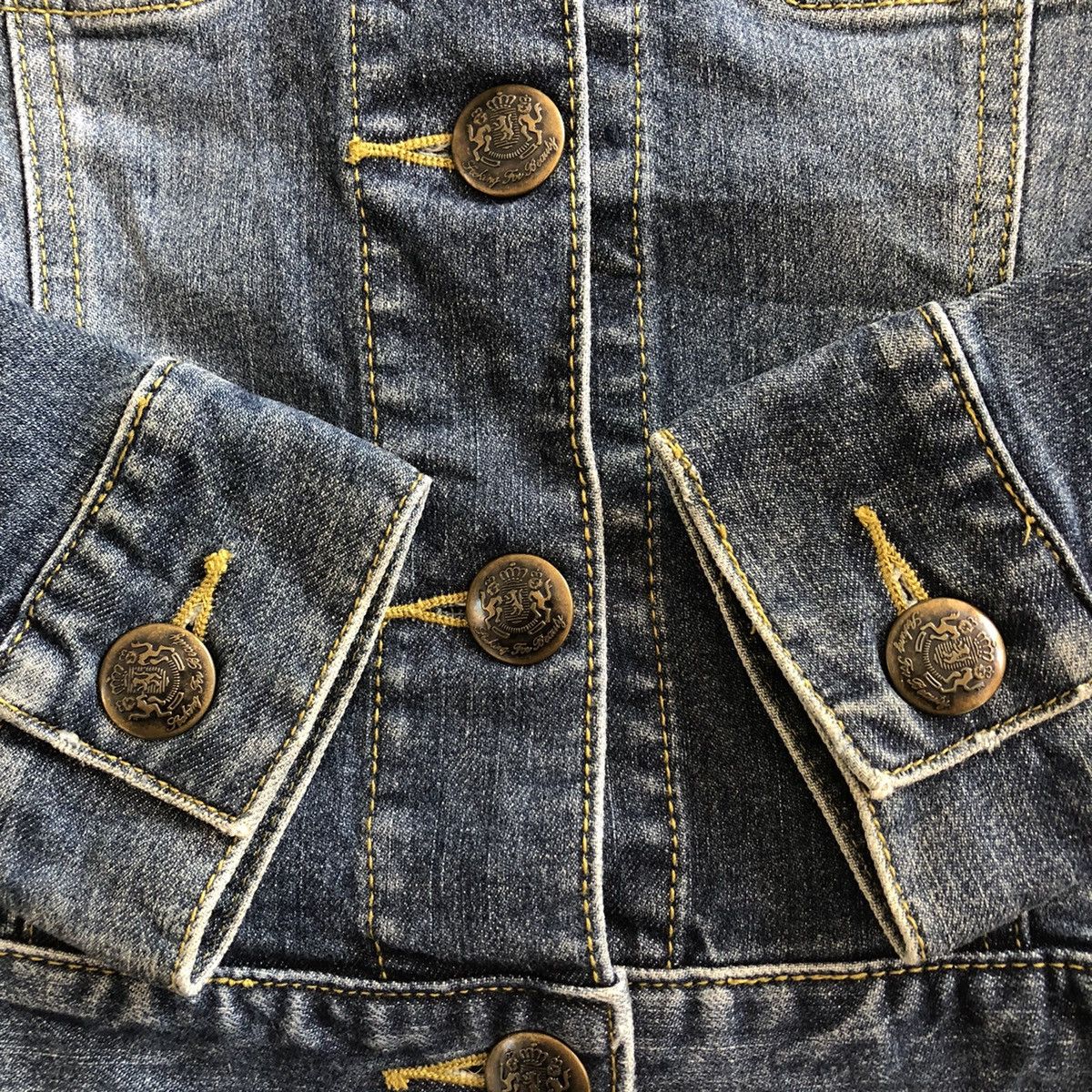 Japanese Brand Vintage Y2K Denim Trucker Jacket Women by OZOC Size XS / US 0-2 / IT 36-38 - 5 Thumbnail