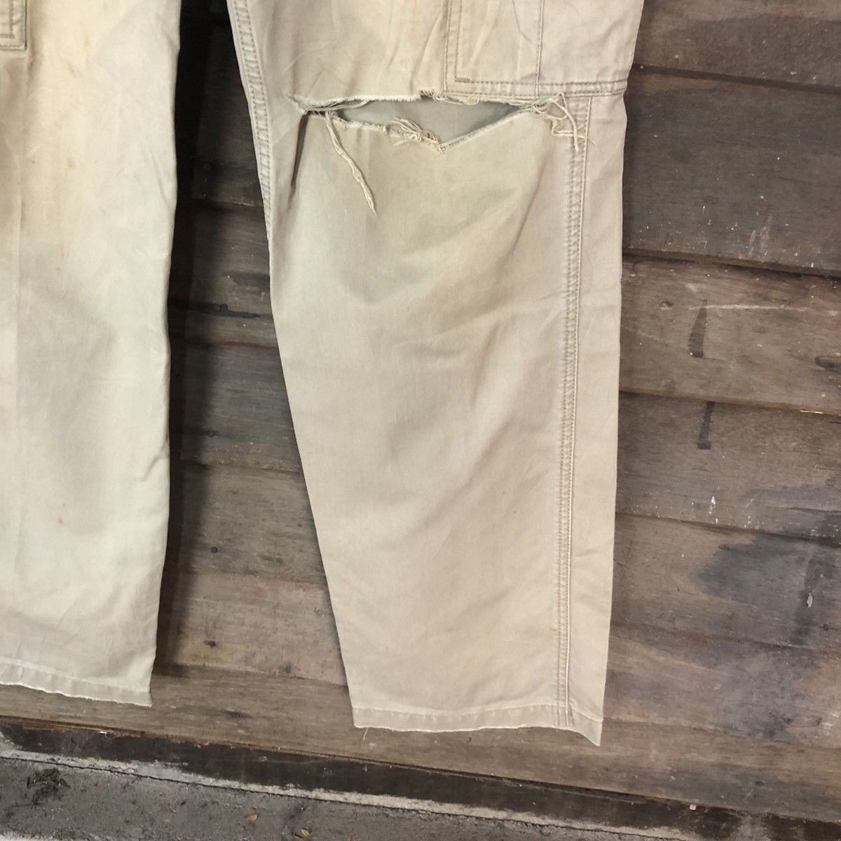 Oshkosh Osh Kosh Brown distresses multi pocket Cargo Pants #2839 Size US 28 / EU 44 - 9 Thumbnail
