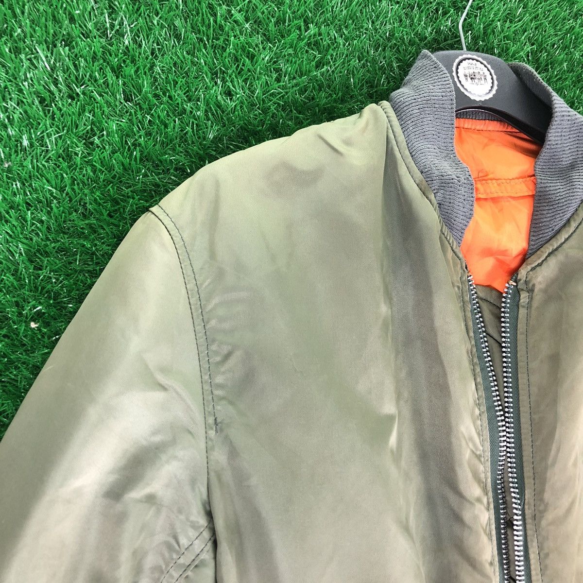Alpha Industries Vintage 90's Alpha Industries Distressed Faded Bomber Jacket Size US XL / EU 56 / 4 - 2 Thumbnail