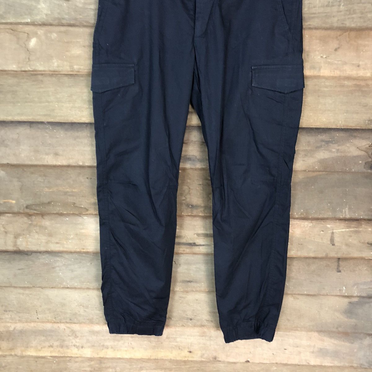 Japanese Brand Uniqlo Dark blue multipocket jogger Cargo Pants #3404 Size US 30 / EU 46 - 3 Thumbnail