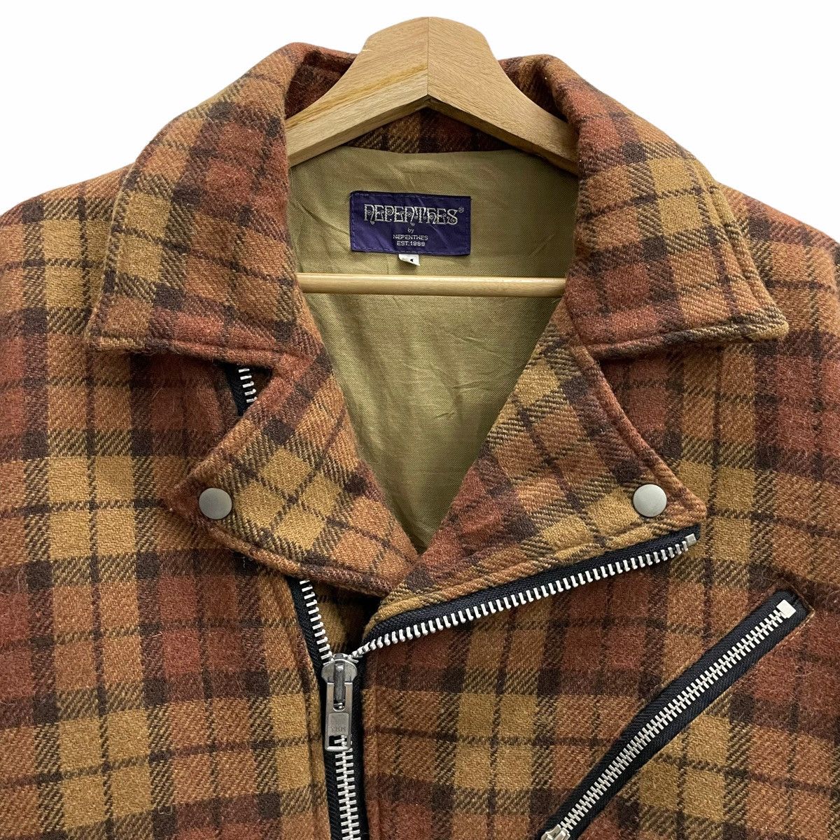 Engineered Garments × Needles × Nepenthes 💥NEPENTHES DOUBLE COLLAR TARTAN SEDITIONARIES JACKET Size US M / EU 48-50 / 2 - 4 Thumbnail