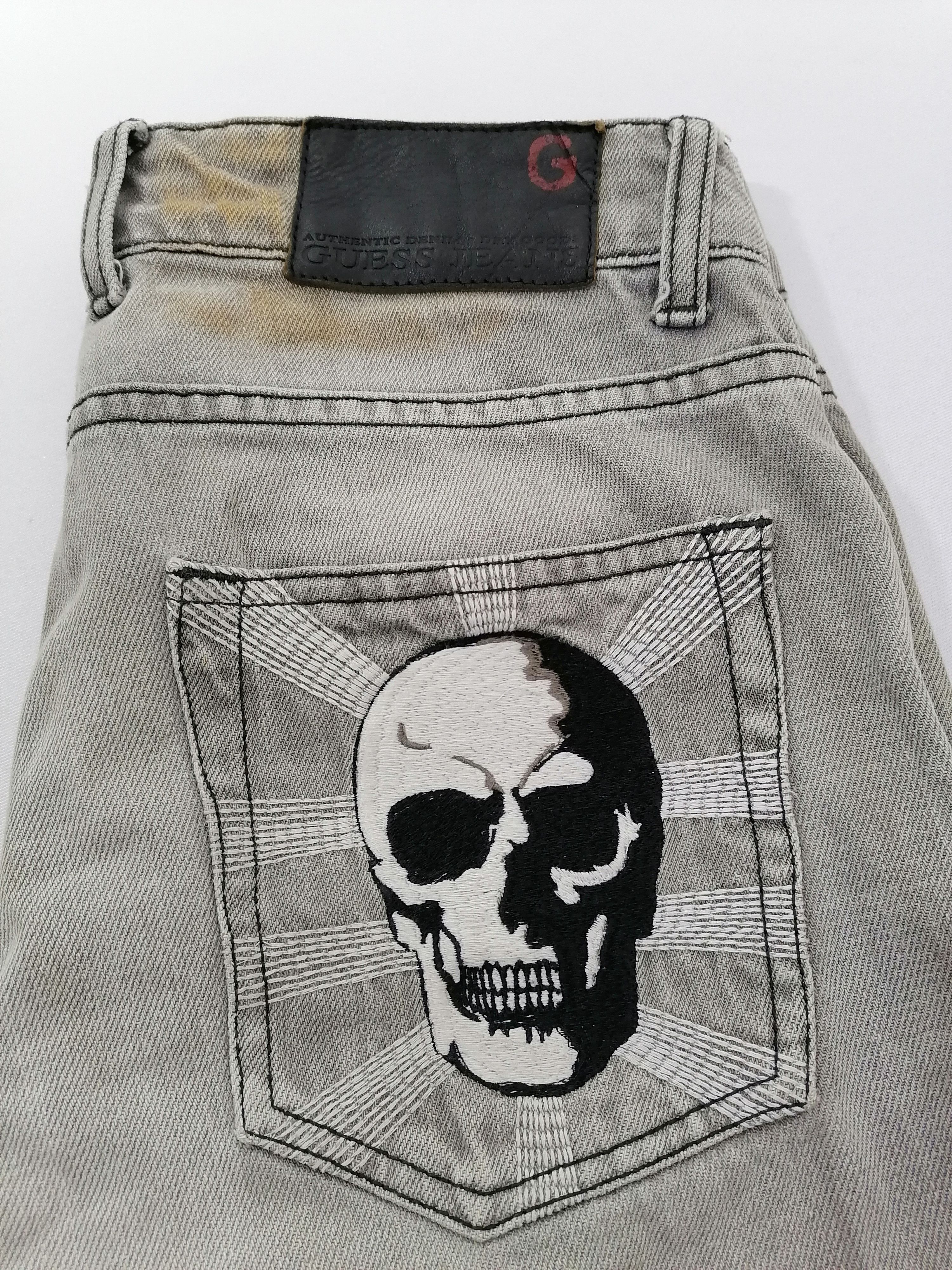 Guess Guess Skulls Embroidered Jeans Size US 30 / EU 46 - 9 Thumbnail