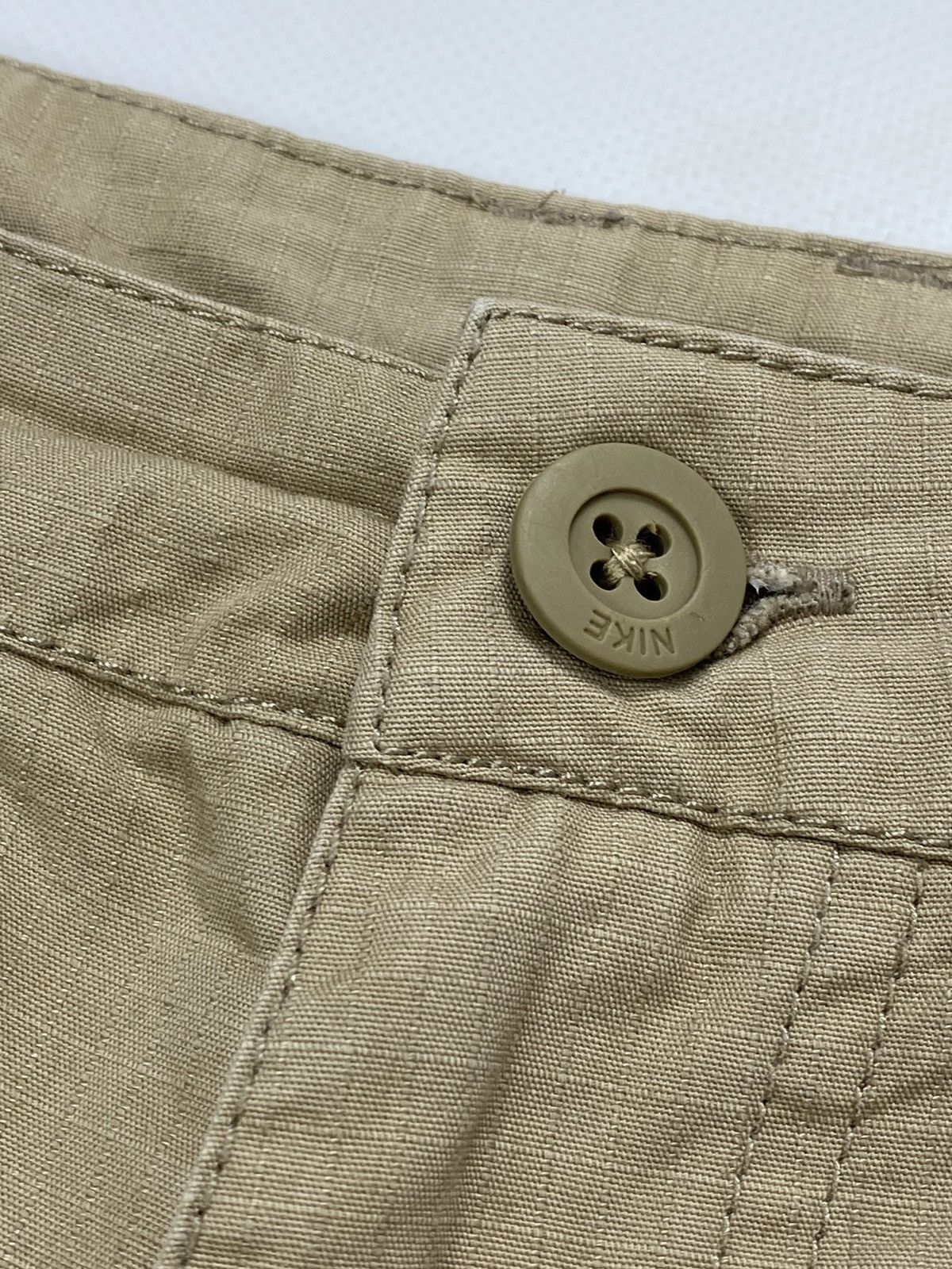 Nike 🔥LASTDROP🔥 Cargo Swoosh Ripstop Multipockets Beige Shorts Size US 36 / EU 52 - 7 Thumbnail