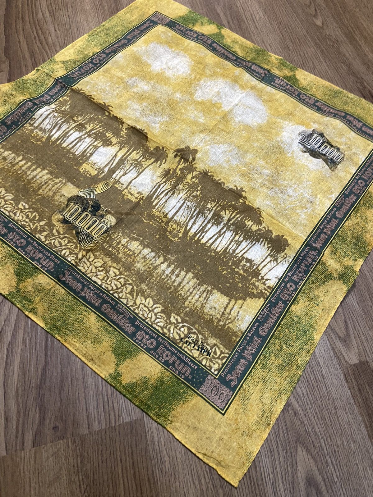 Jean Paul Gaultier Jean Paul Gaultier Handkerchief/Neckerchief/Bandanna Size ONE SIZE - 2 Thumbnail