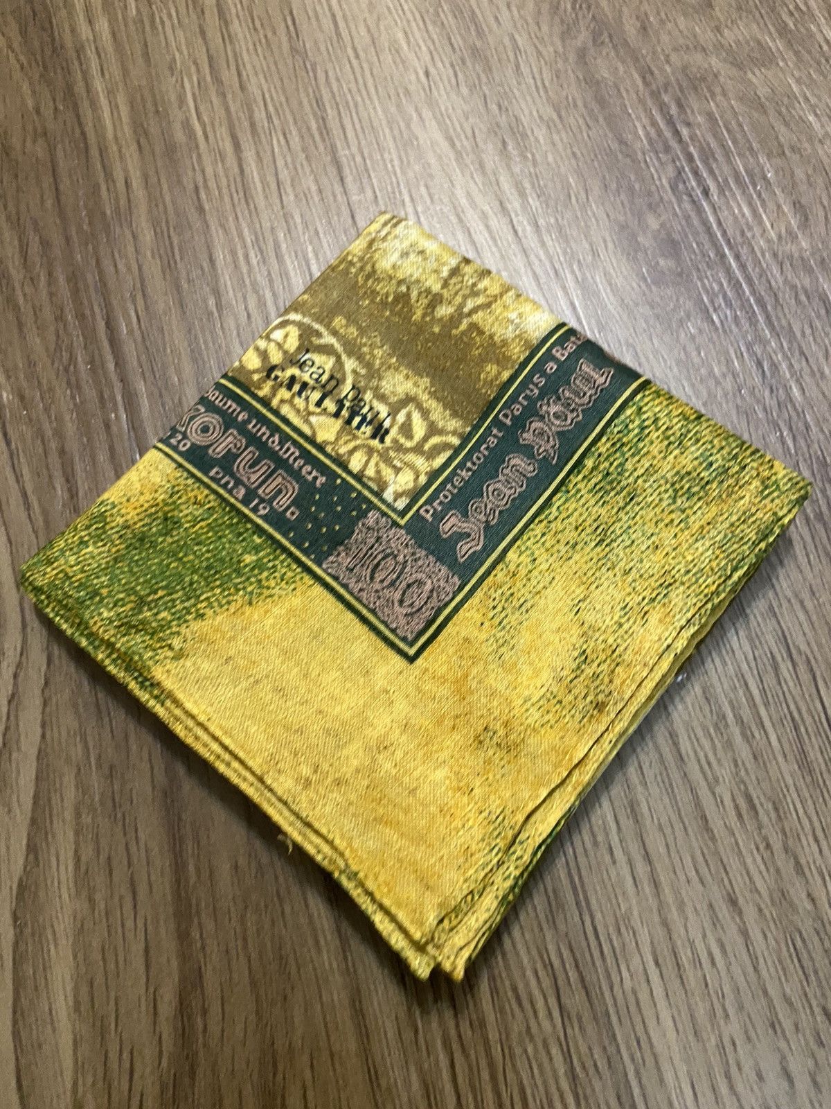Jean Paul Gaultier Jean Paul Gaultier Handkerchief/Neckerchief/Bandanna Size ONE SIZE - 8 Thumbnail