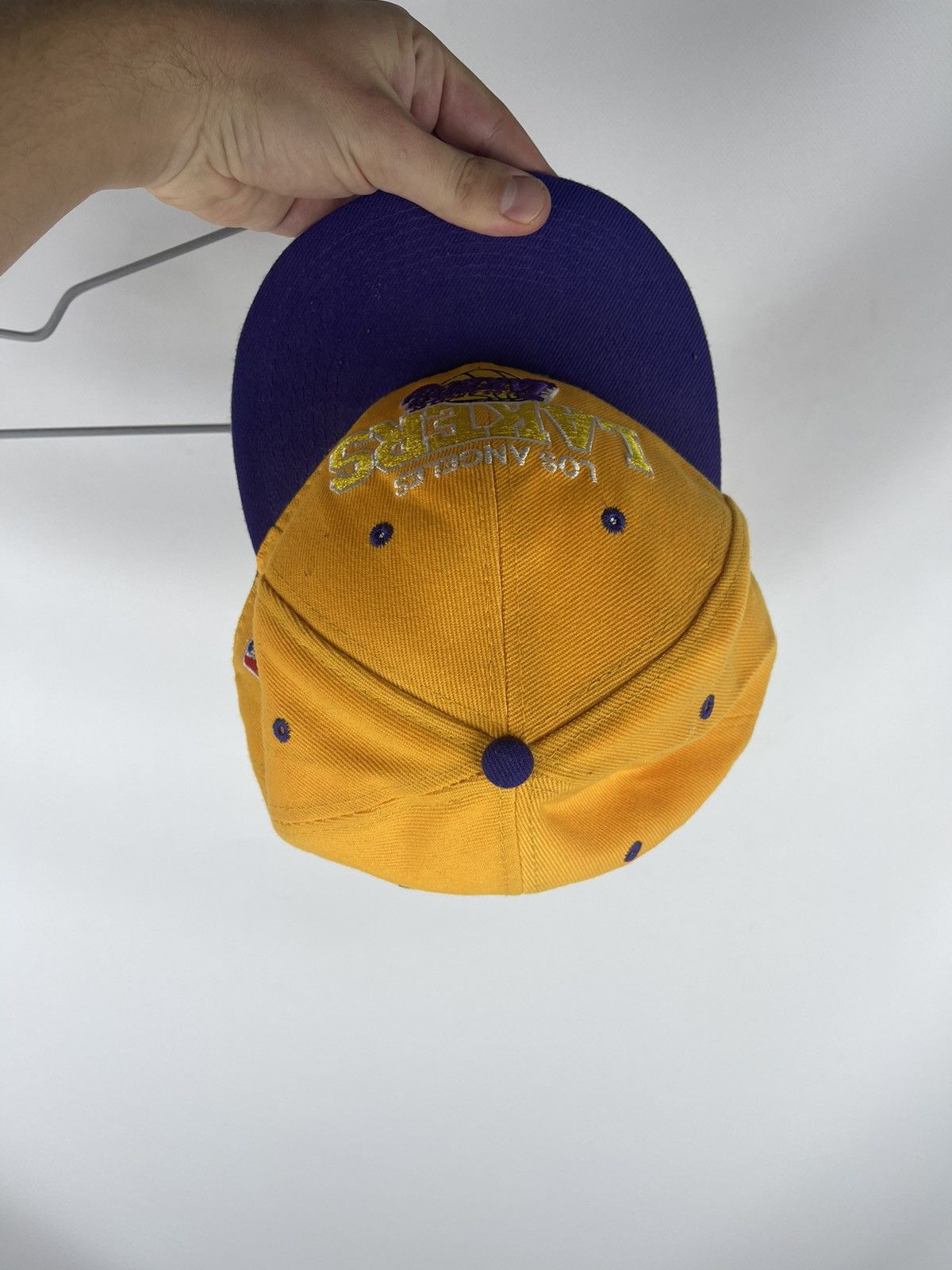NBA New Era Los Angeles Lakers vintage NBA hardwood Mitchell cap Size ONE SIZE - 5 Thumbnail
