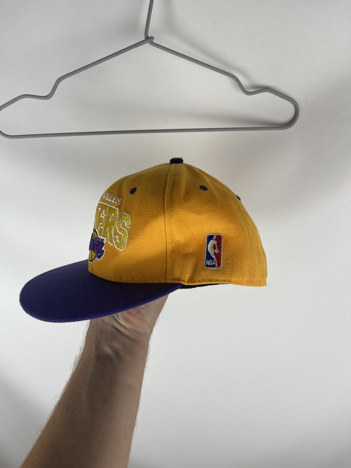 NBA New Era Los Angeles Lakers vintage NBA hardwood Mitchell cap Size ONE SIZE - 2 Thumbnail