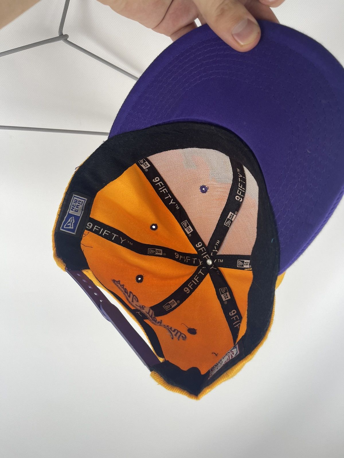 NBA New Era Los Angeles Lakers vintage NBA hardwood Mitchell cap Size ONE SIZE - 6 Thumbnail