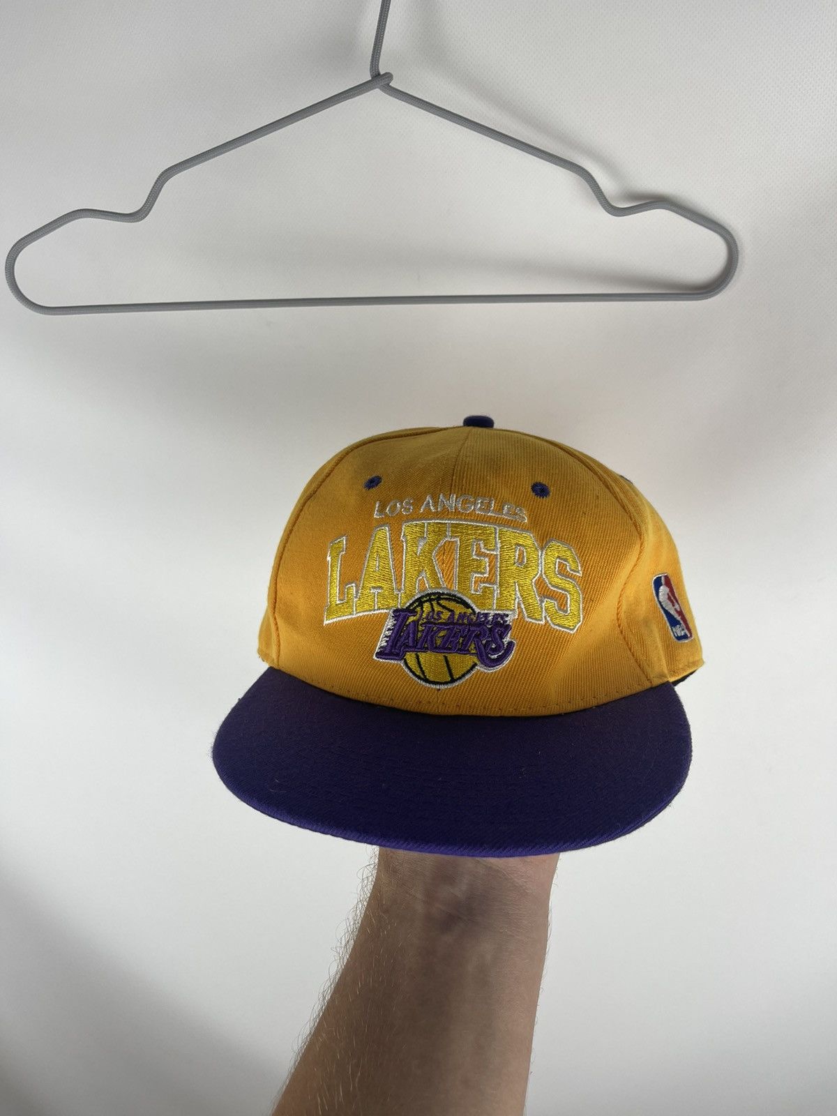 NBA New Era Los Angeles Lakers vintage NBA hardwood Mitchell cap Size ONE SIZE - 1 Thumbnail