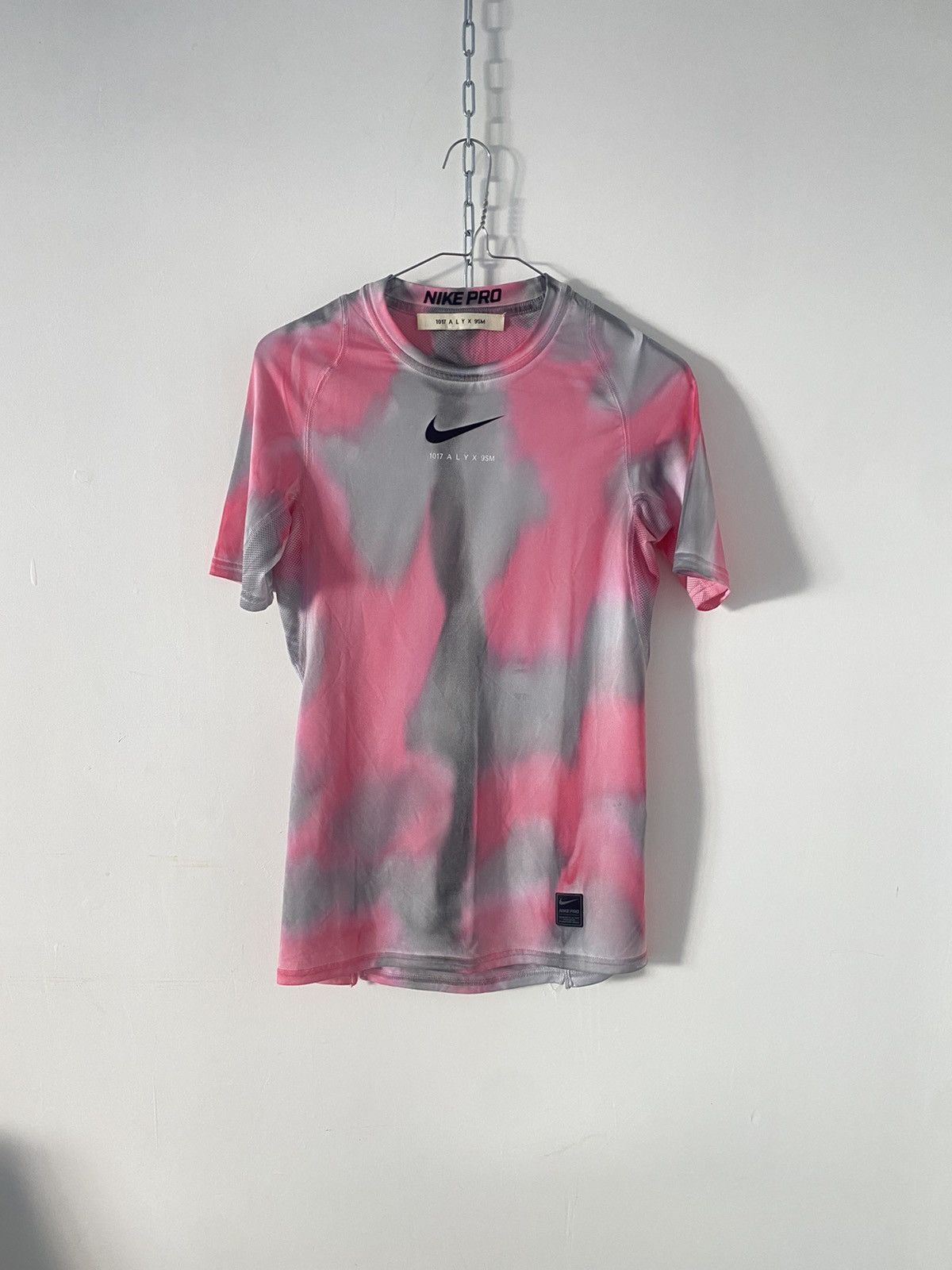 1017 nike