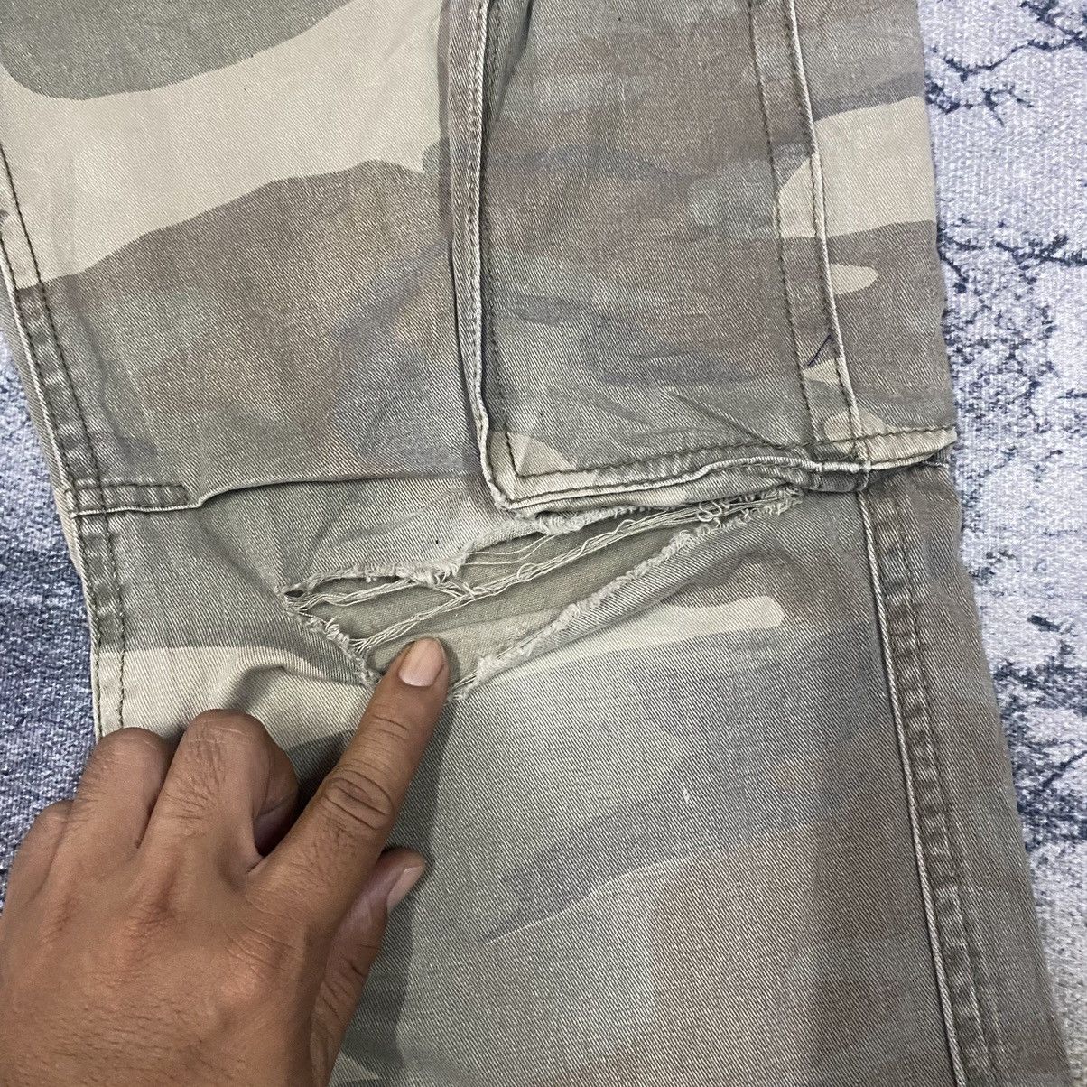 Japanese Brand × Vintage Vintage Japanese Camo Multi Pocket Tactical Cargo Pants Size US 32 / EU 48 - 5 Thumbnail