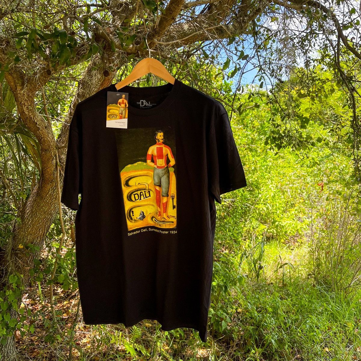 Vintage NWT Salvador Dali Art Surrealist Poster Tee Size US XL / EU 56 / 4 - 2 Thumbnail