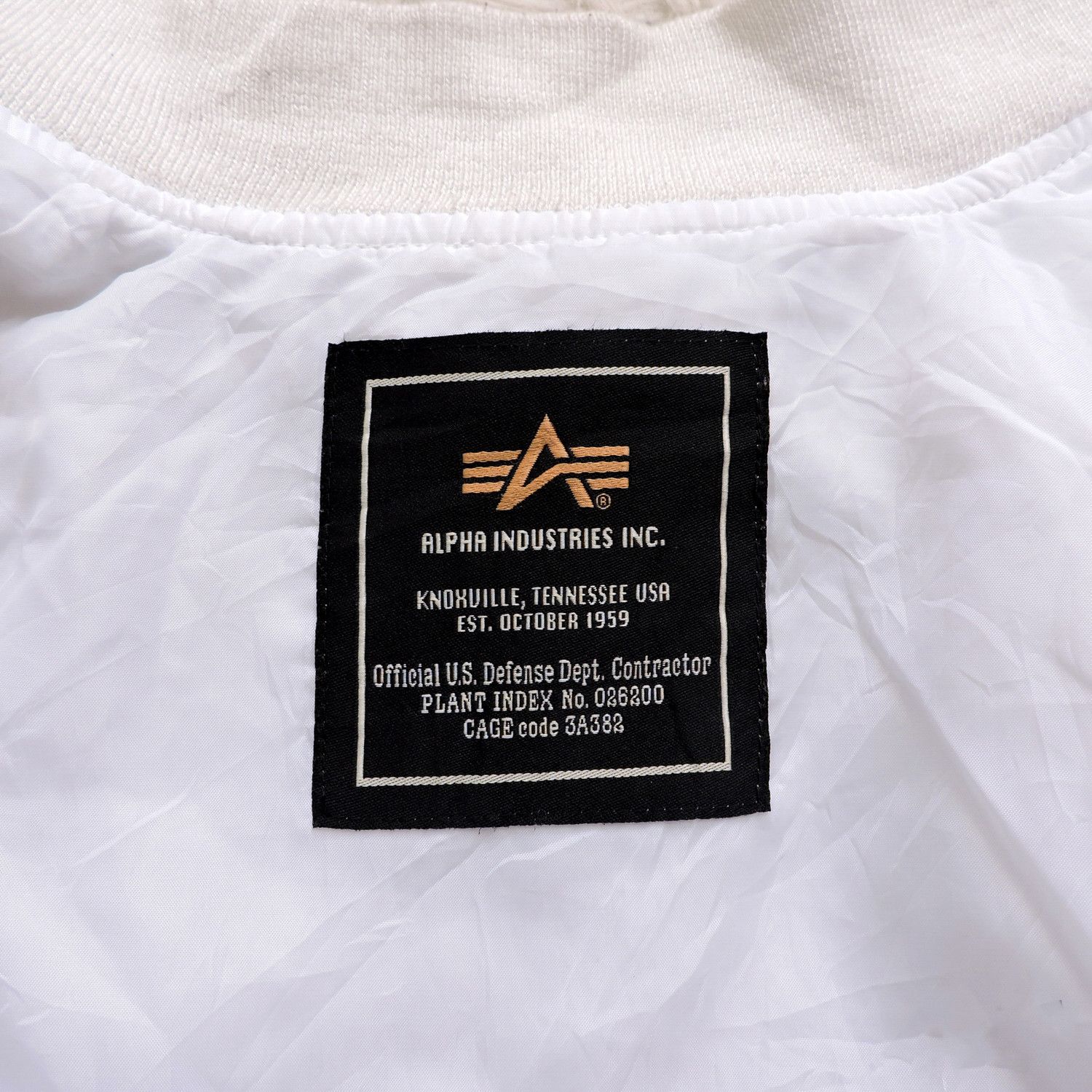 Alpha Industries Alpha Industries Lighweight Flight Bomber Jacket Size US S / EU 44-46 / 1 - 3 Thumbnail