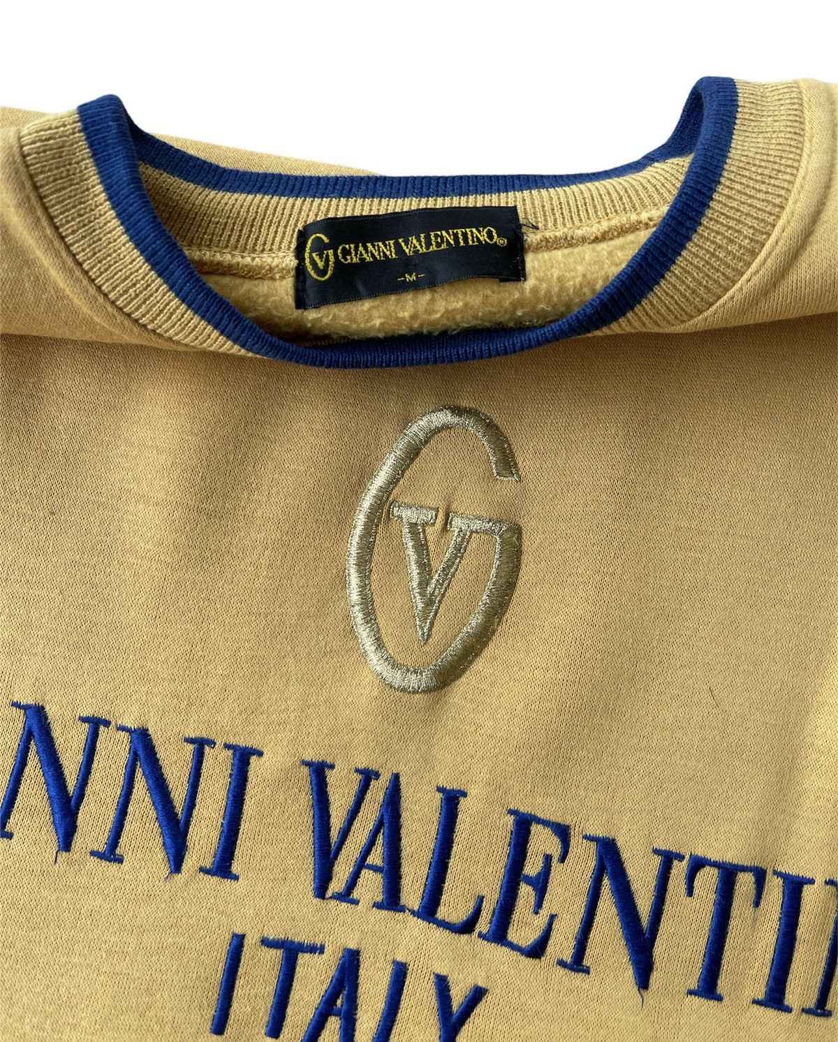 Gianni Valentino × Valentino × Vintage Vintage Gianni Valentino Embroidered Sweatshirt/Crewneck Size US M / EU 48-50 / 2 - 4 Thumbnail