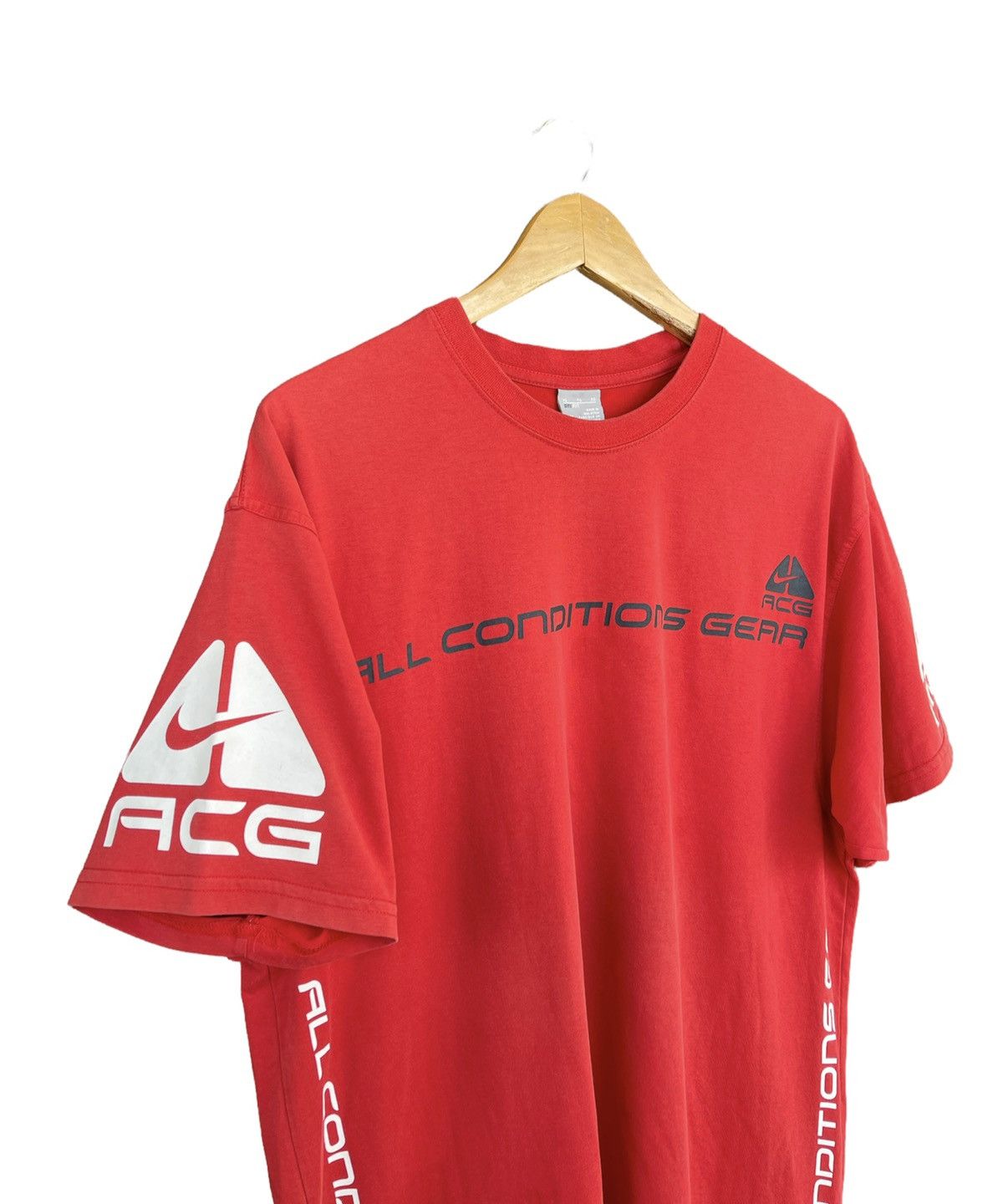 Nike × Nike ACG Vintage Nike ACG big logo tee Size US L / EU 52-54 / 3 - 4 Thumbnail