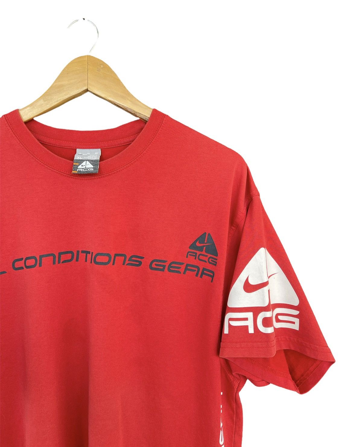 Nike × Nike ACG Vintage Nike ACG big logo tee Size US L / EU 52-54 / 3 - 5 Thumbnail