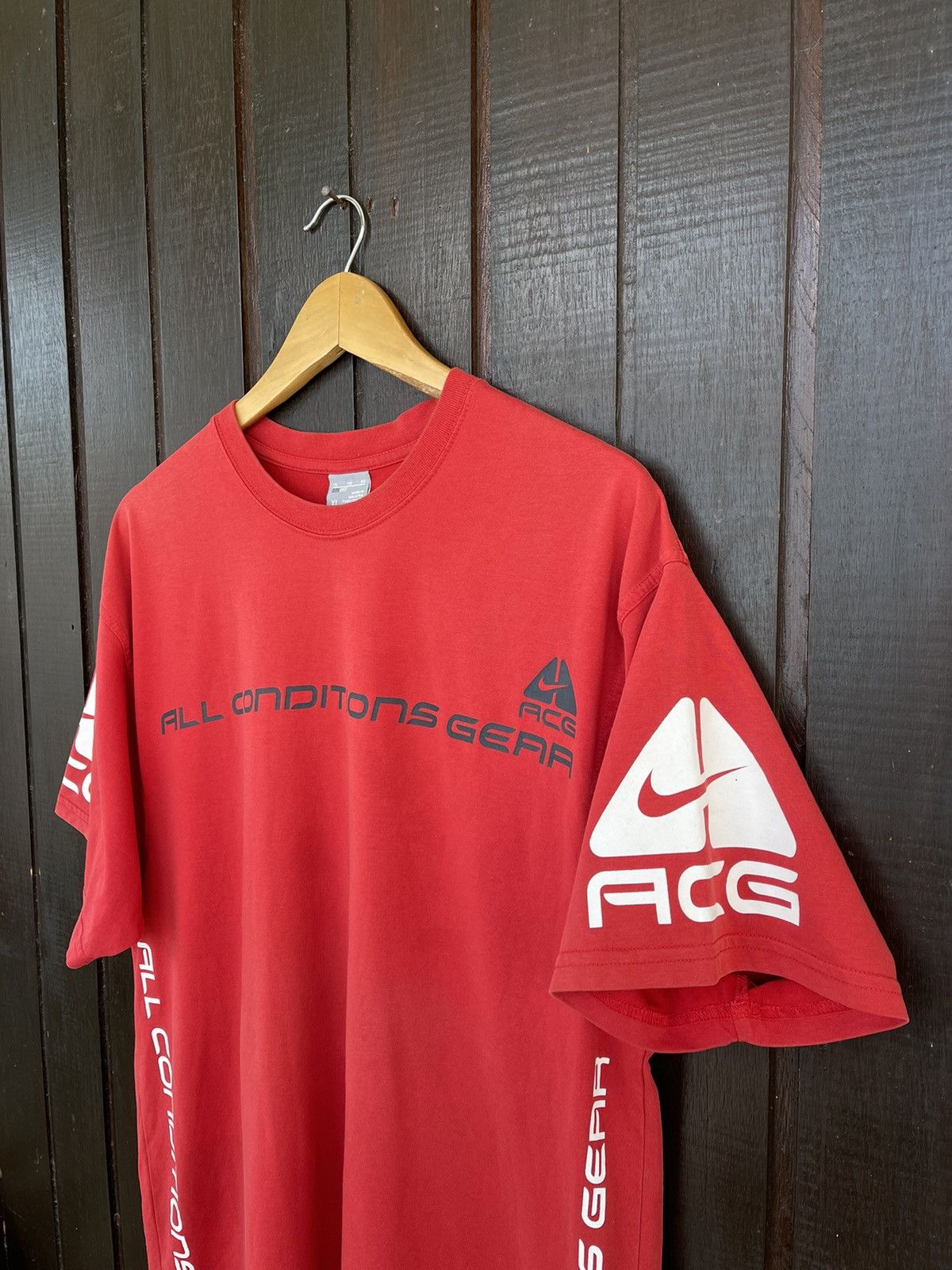 Nike × Nike ACG Vintage Nike ACG big logo tee Size US L / EU 52-54 / 3 - 9 Thumbnail