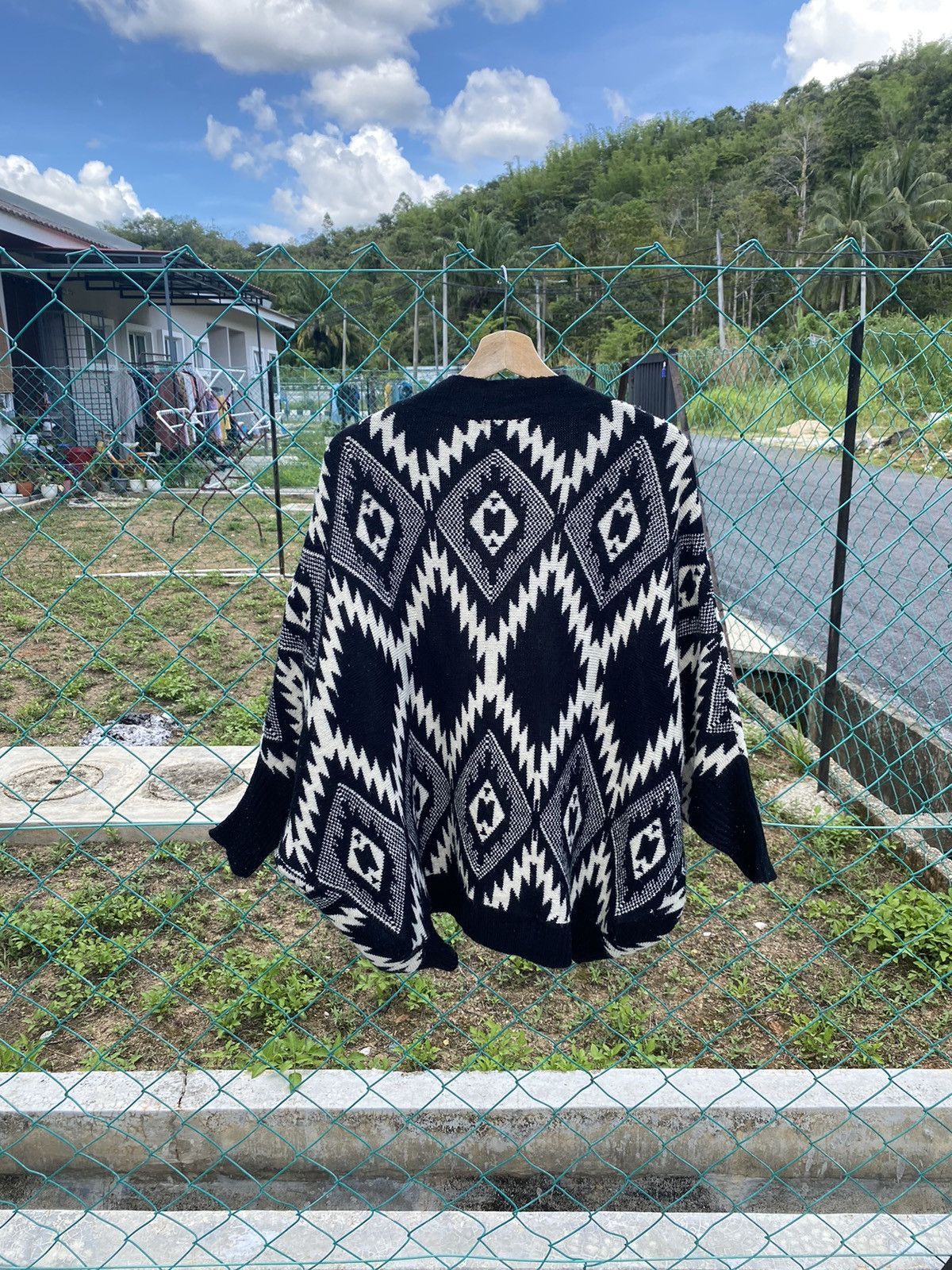 Japanese Brand × Native L.A Cable Knit Navajo Cardigan Size L / US 10 / IT 46 - 2 Thumbnail