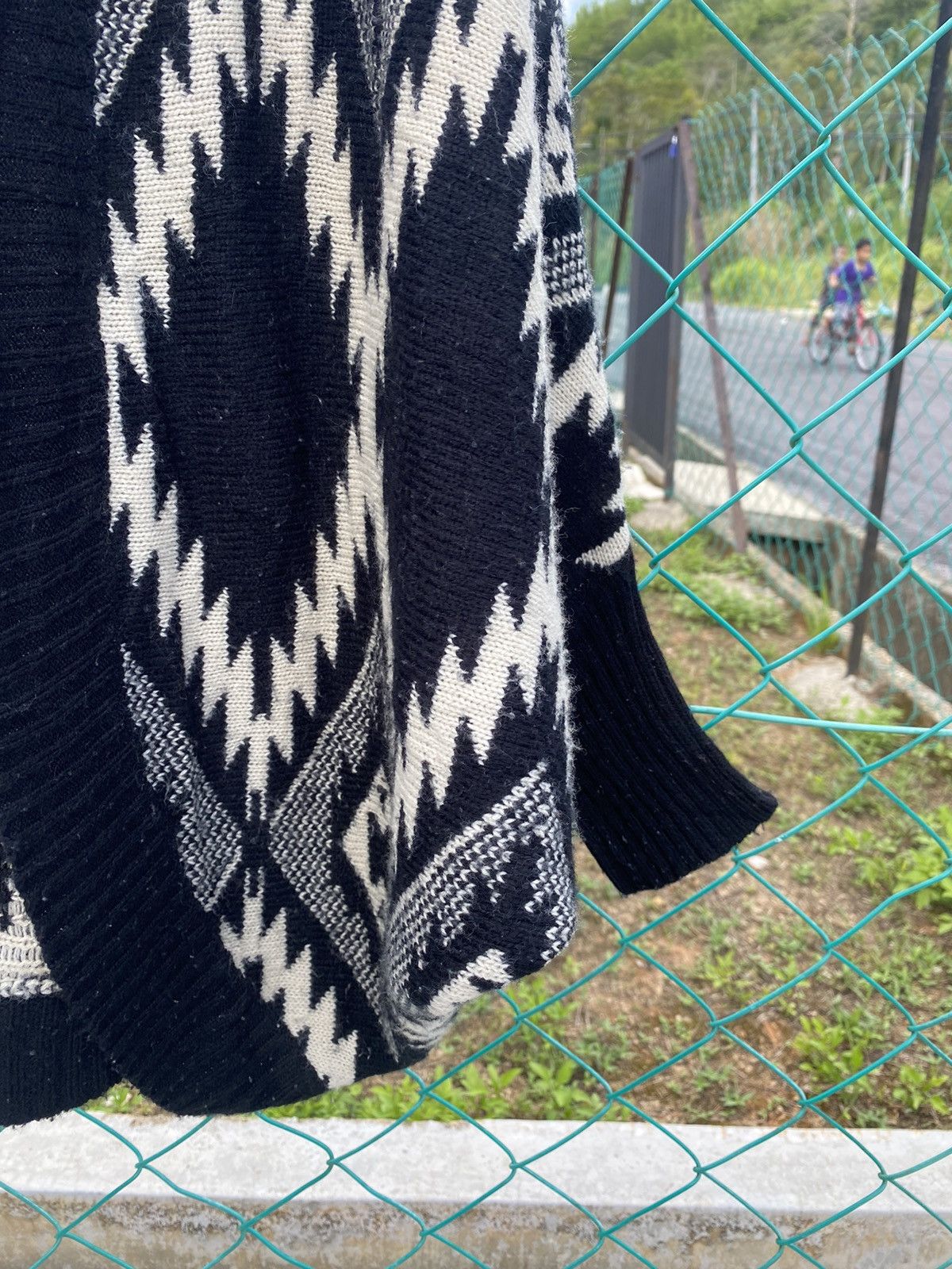 Japanese Brand × Native L.A Cable Knit Navajo Cardigan Size L / US 10 / IT 46 - 4 Thumbnail