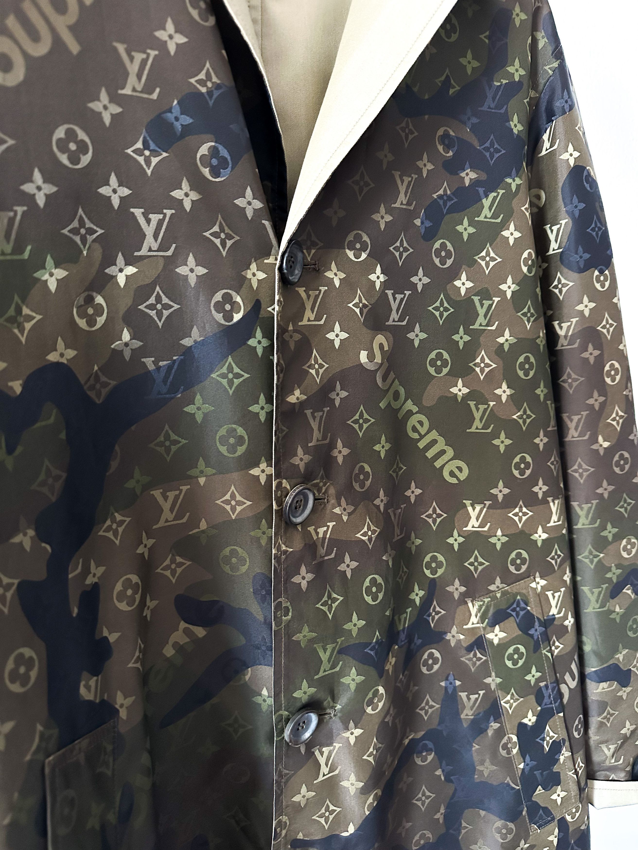 Louis Vuitton × Supreme Louis Vuitton Supreme Camo Monogram Reversible Trenchcoat Size US XL / EU 56 / 4 - 3 Thumbnail