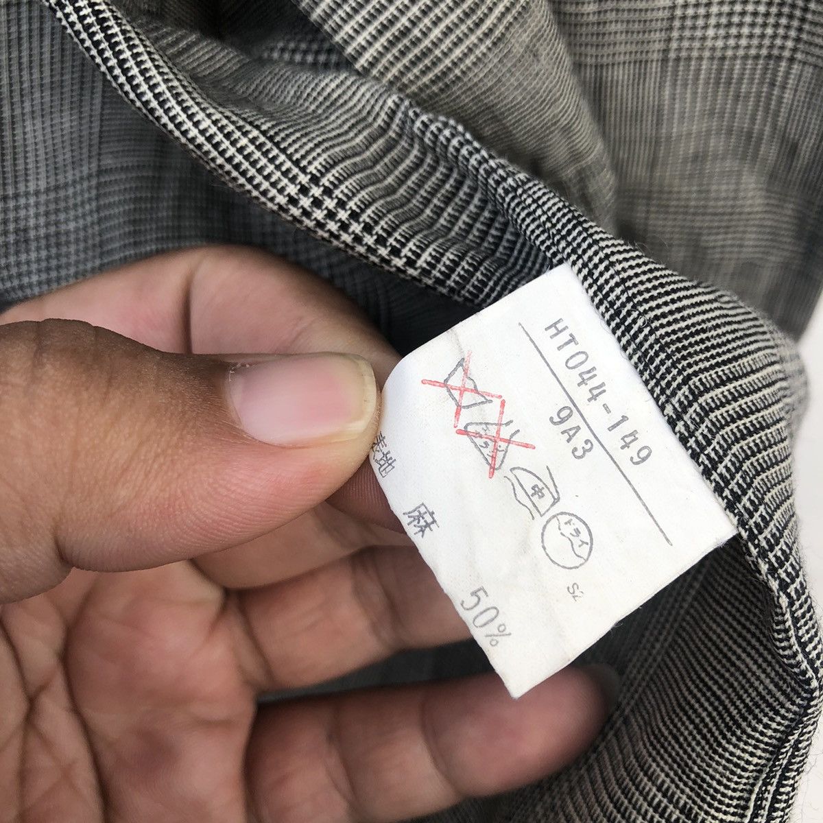 Yves Saint Laurent YVES SAINT LAURENT CHEMISIERS LIGHT JACKET TARTAN DESIGN Size US M / EU 48-50 / 2 - 8 Thumbnail
