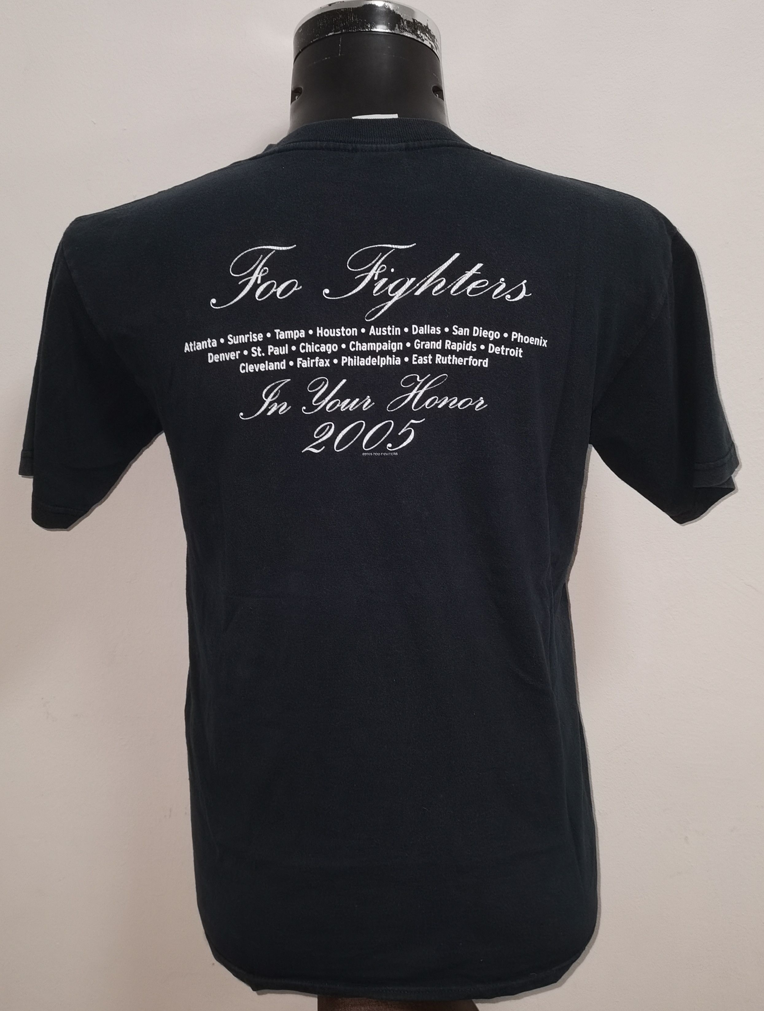 Band Tees × Vintage VINTAGE FOO FIGHTER ©2005 SHIRT Size US M / EU 48-50 / 2 - 4 Thumbnail