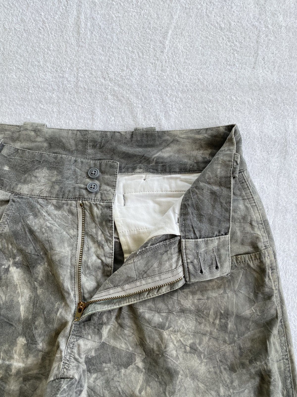 General Research General Research Bleach Cropped Pant Size US 31 - 11 Thumbnail